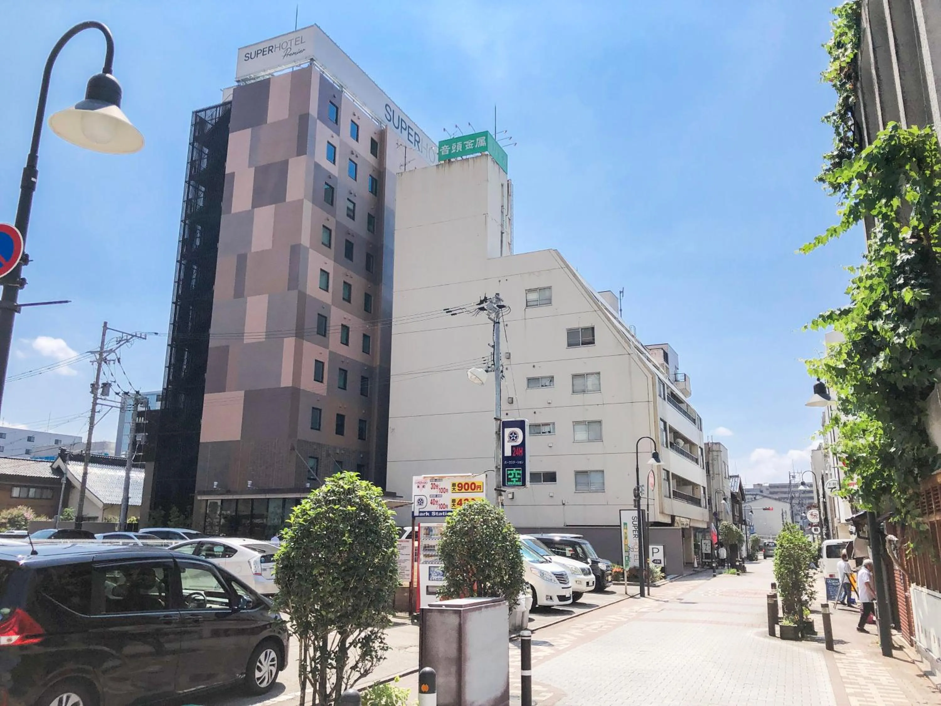 Facade/entrance in Super Hotel Premier Kanazawaeki Higashiguchi