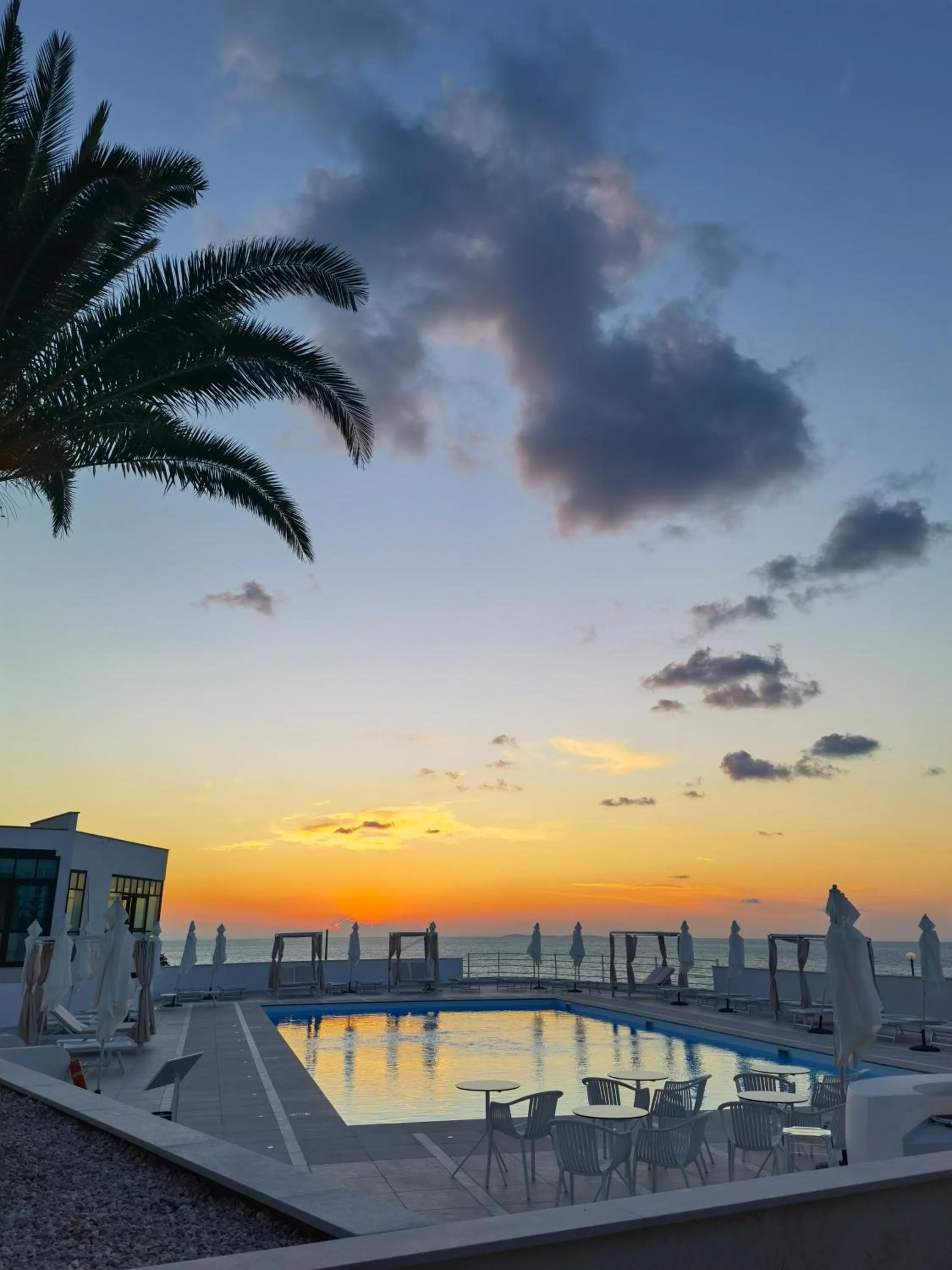 Swimming pool in Rodi Resort