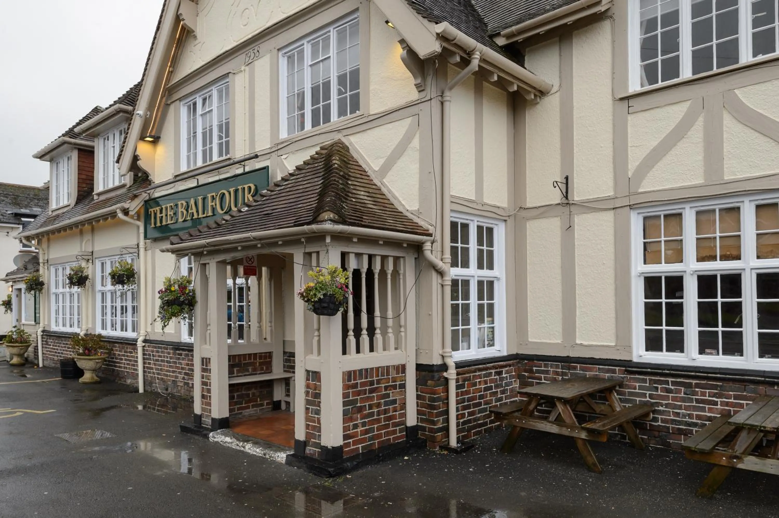 Property building in Balfour Arms
