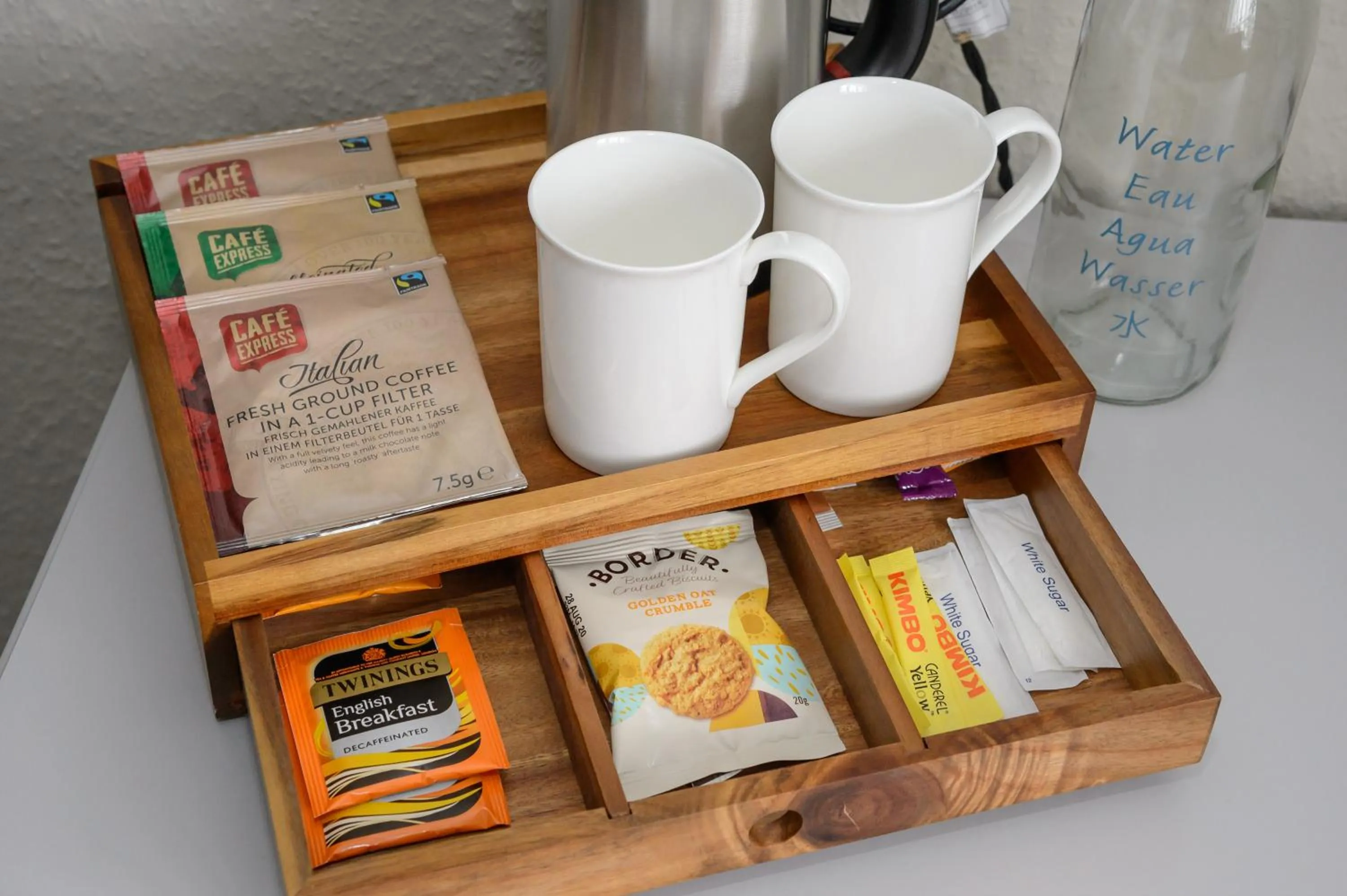 Bedroom in Balfour Arms