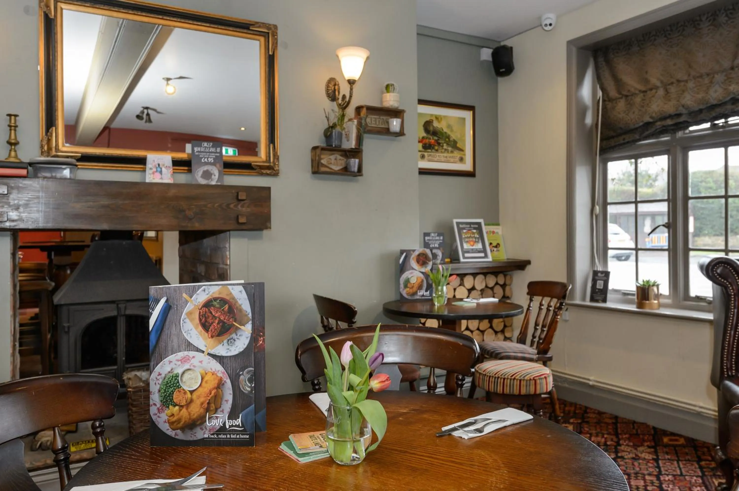 Living room in Balfour Arms