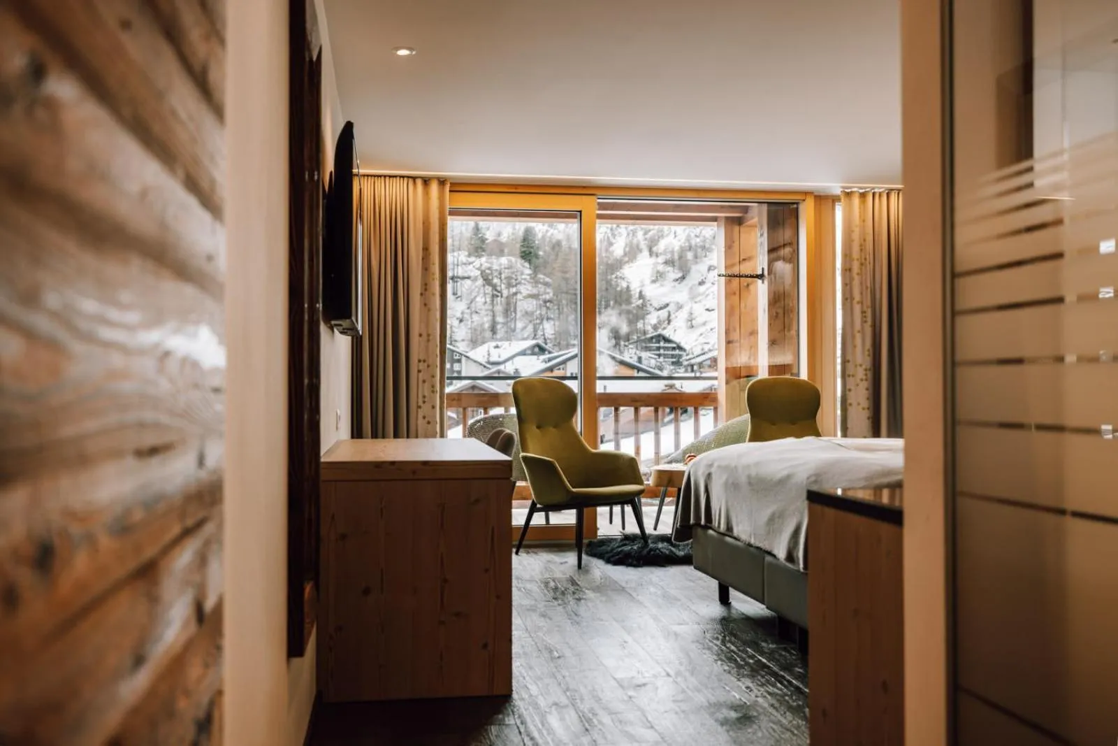 Photo of the whole room, Bed in Europe Hotel & Spa