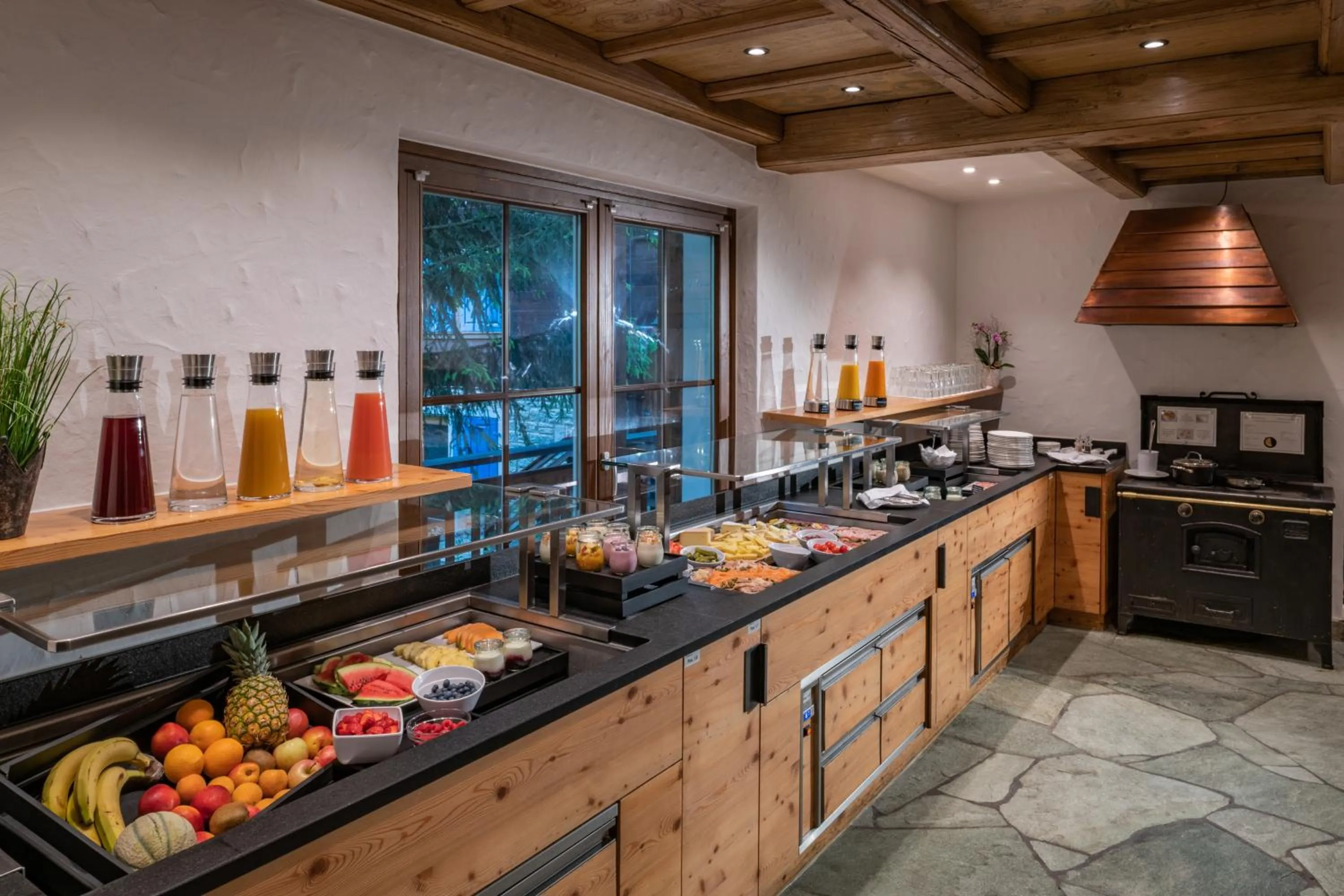 Buffet breakfast in Europe Hotel & Spa