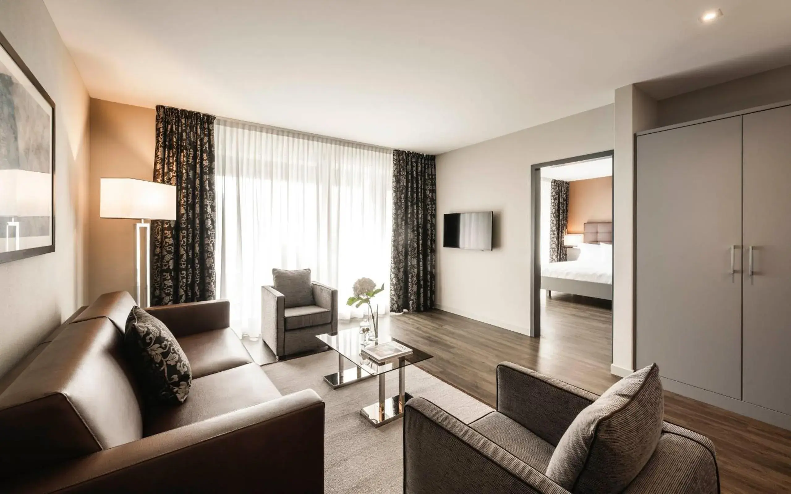 Suite with Balcony and Lake View in Hotel Belvedere Locarno Suite with Balcony and Lake View in Hotel Belvedere Locarno