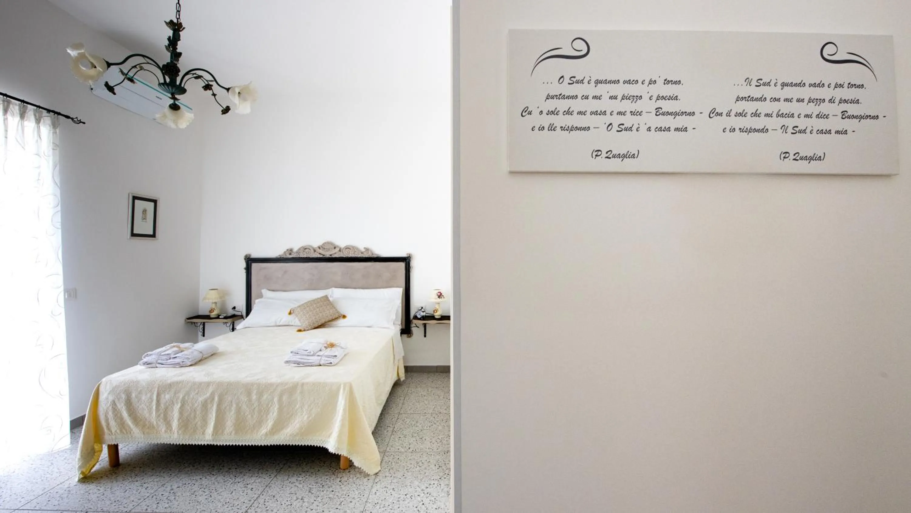 Photo of the whole room, Bed in Dimora Iannelli - B&B Rurale Paestum