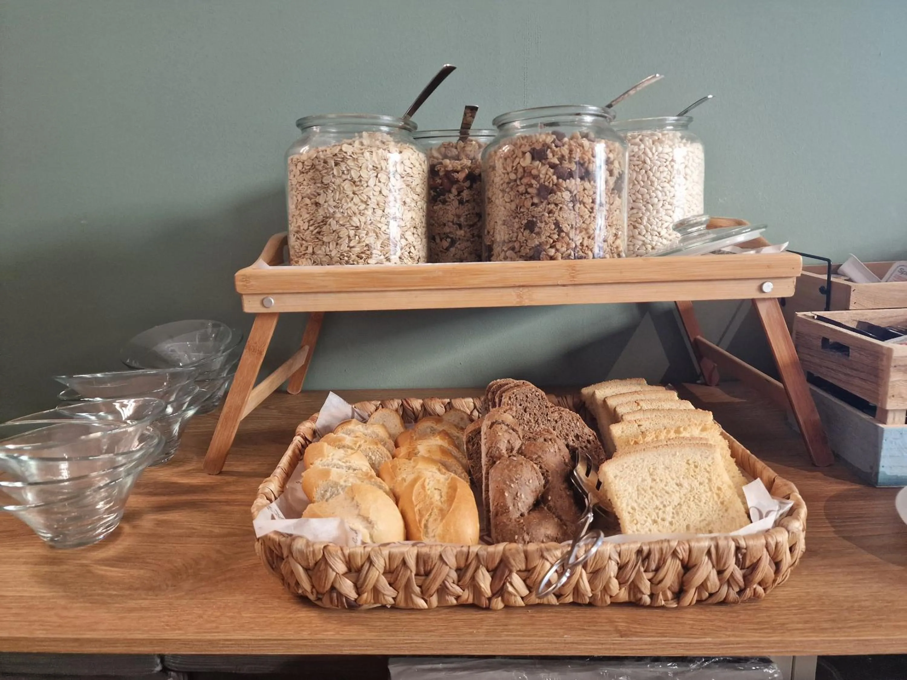 Food and drinks in Hotel Perla