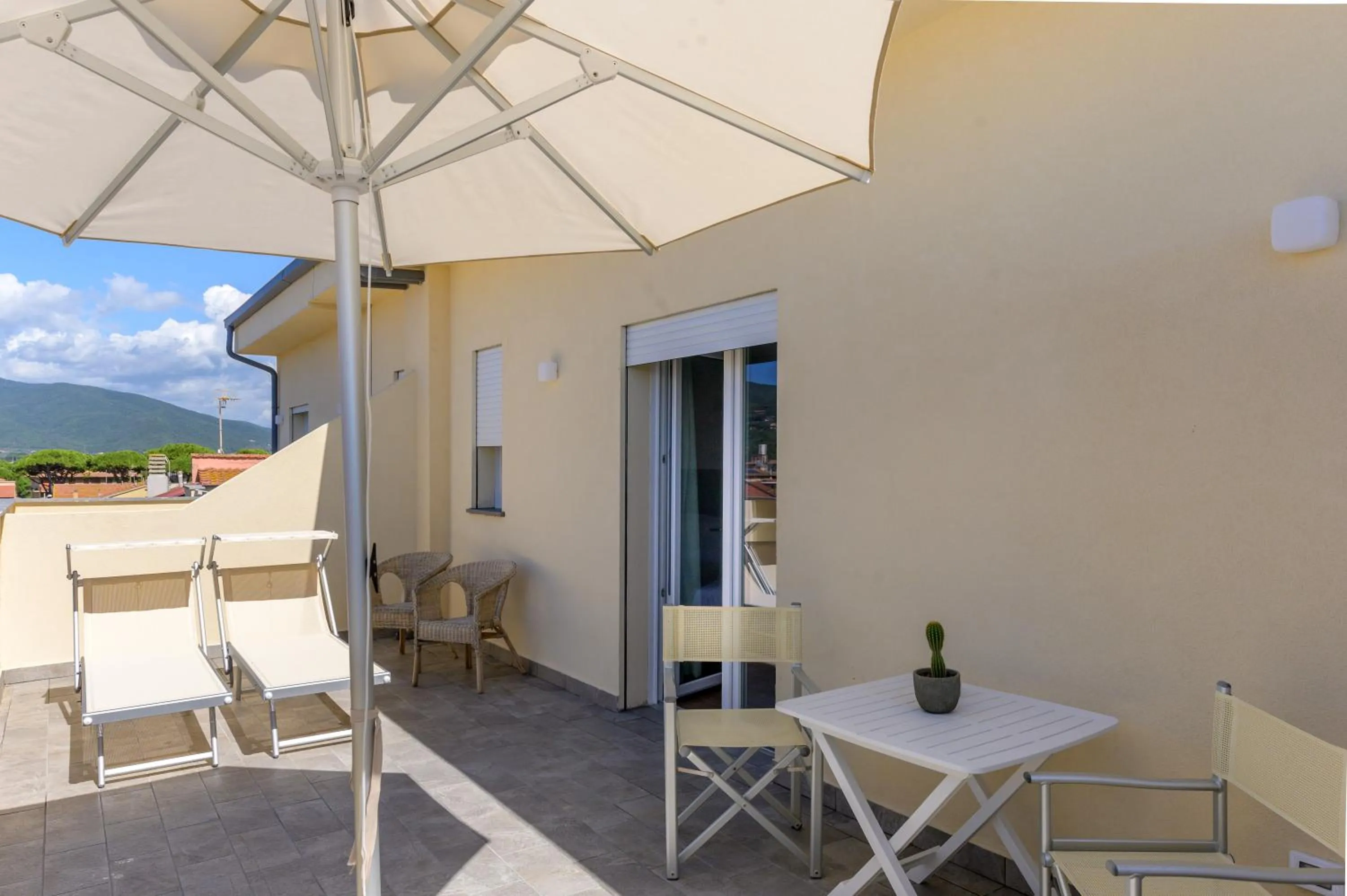 Balcony/Terrace in Hotel Perla