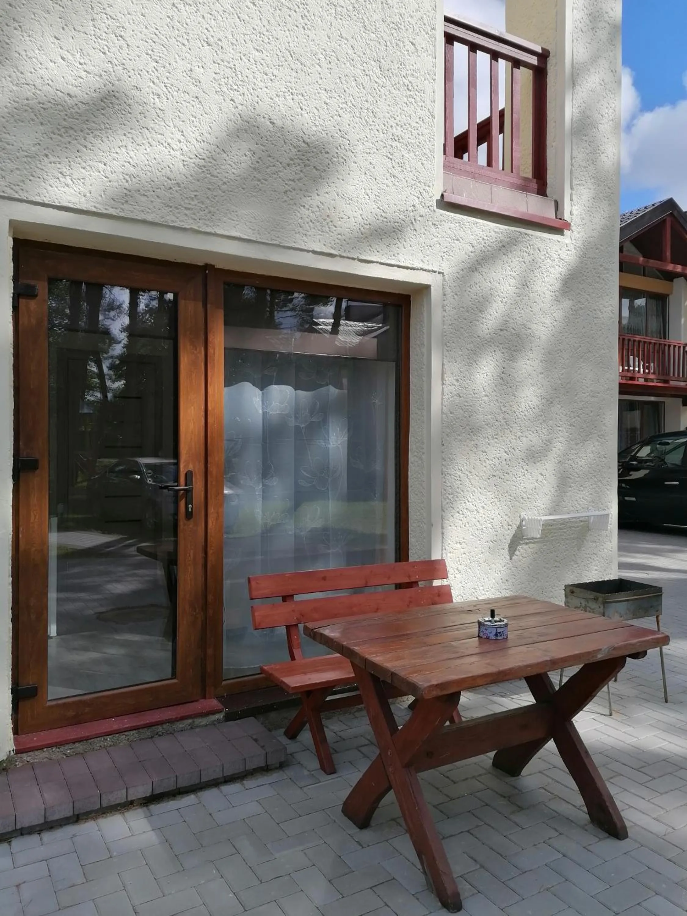 Patio in Poilsio namai Banga Sventojoje