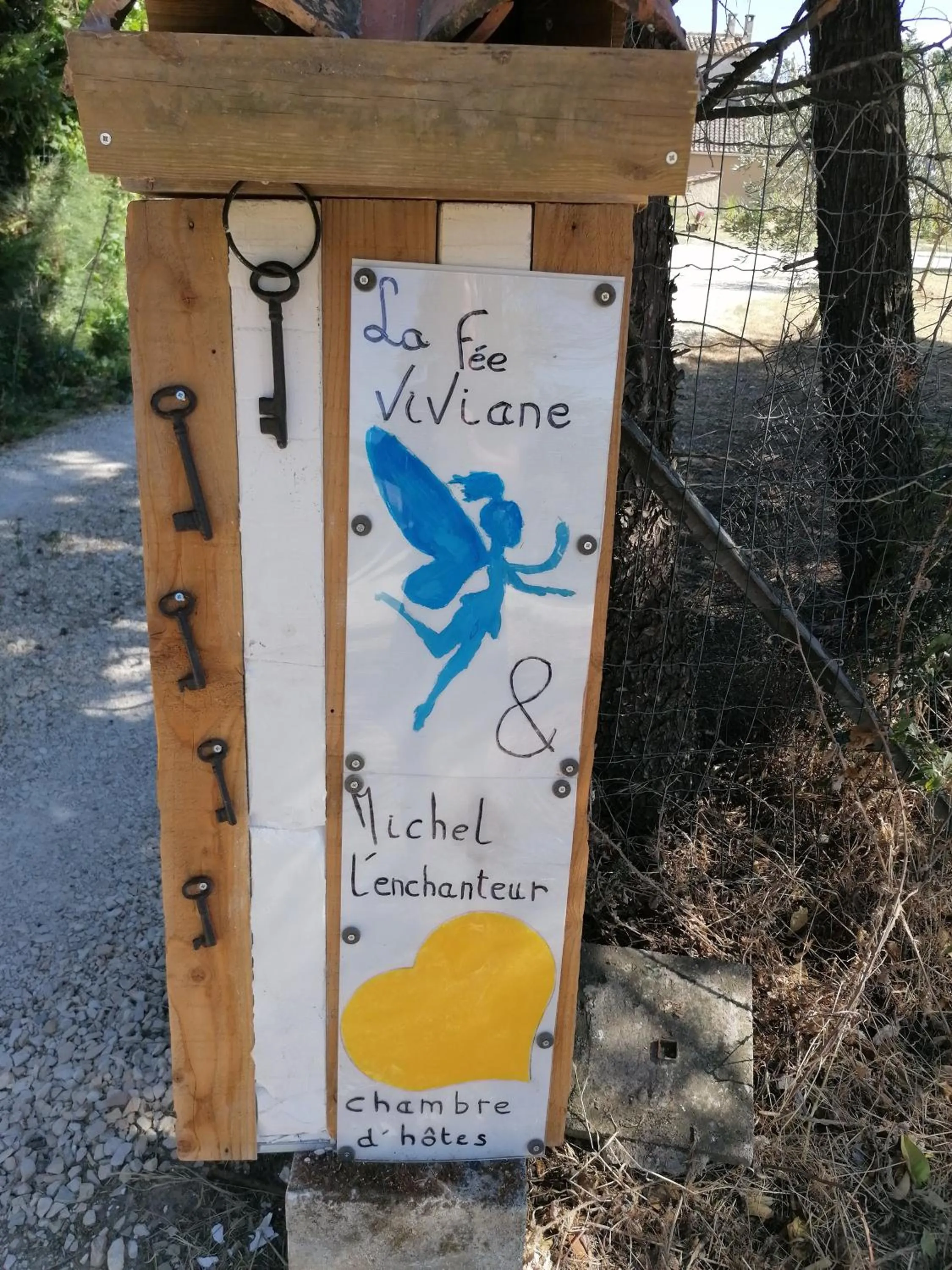 Logo/Certificate/Sign in la fée viviane et michel l'enchanteur