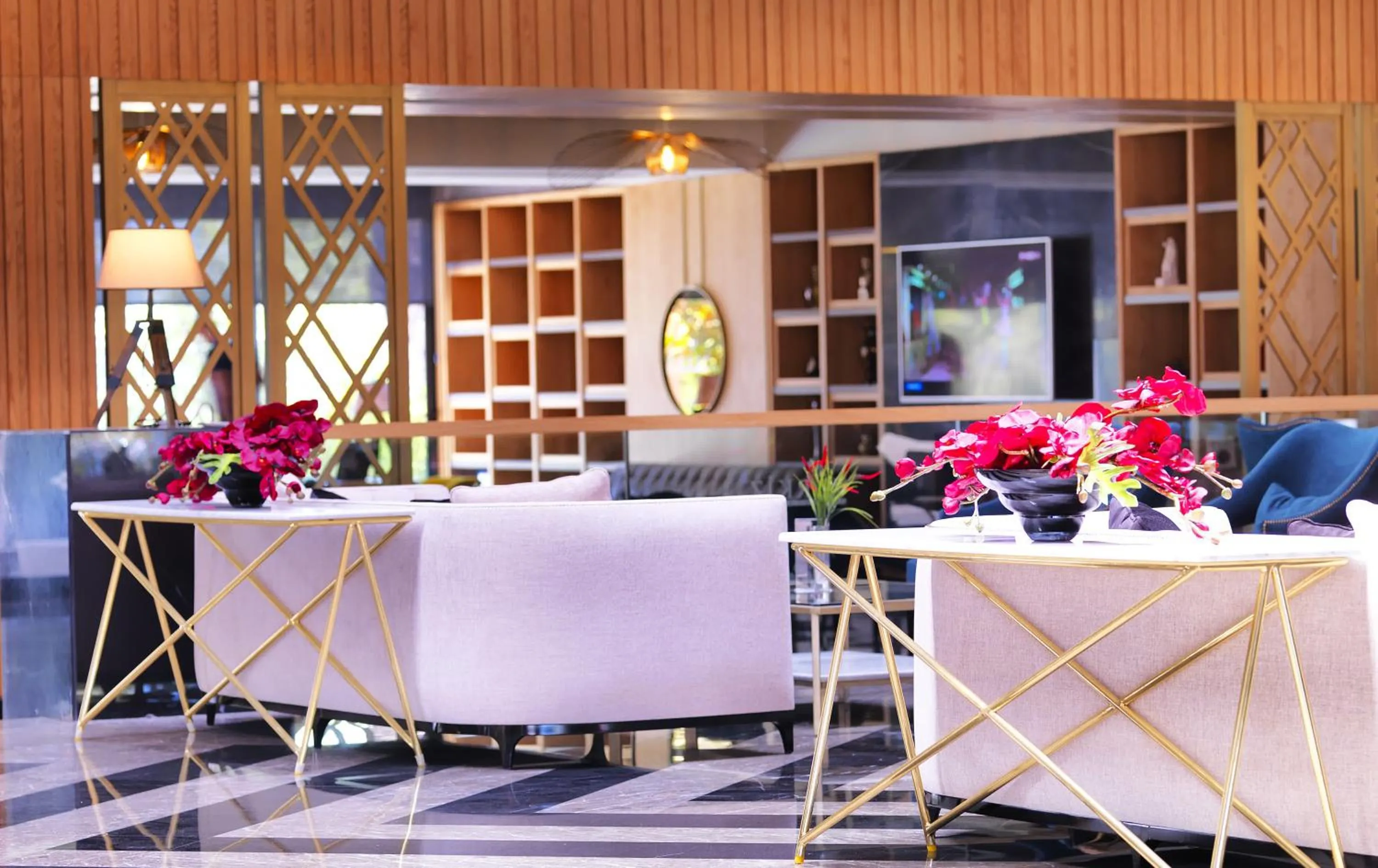 Lobby or reception in Imperial Türkiz Resort Hotel & SPA