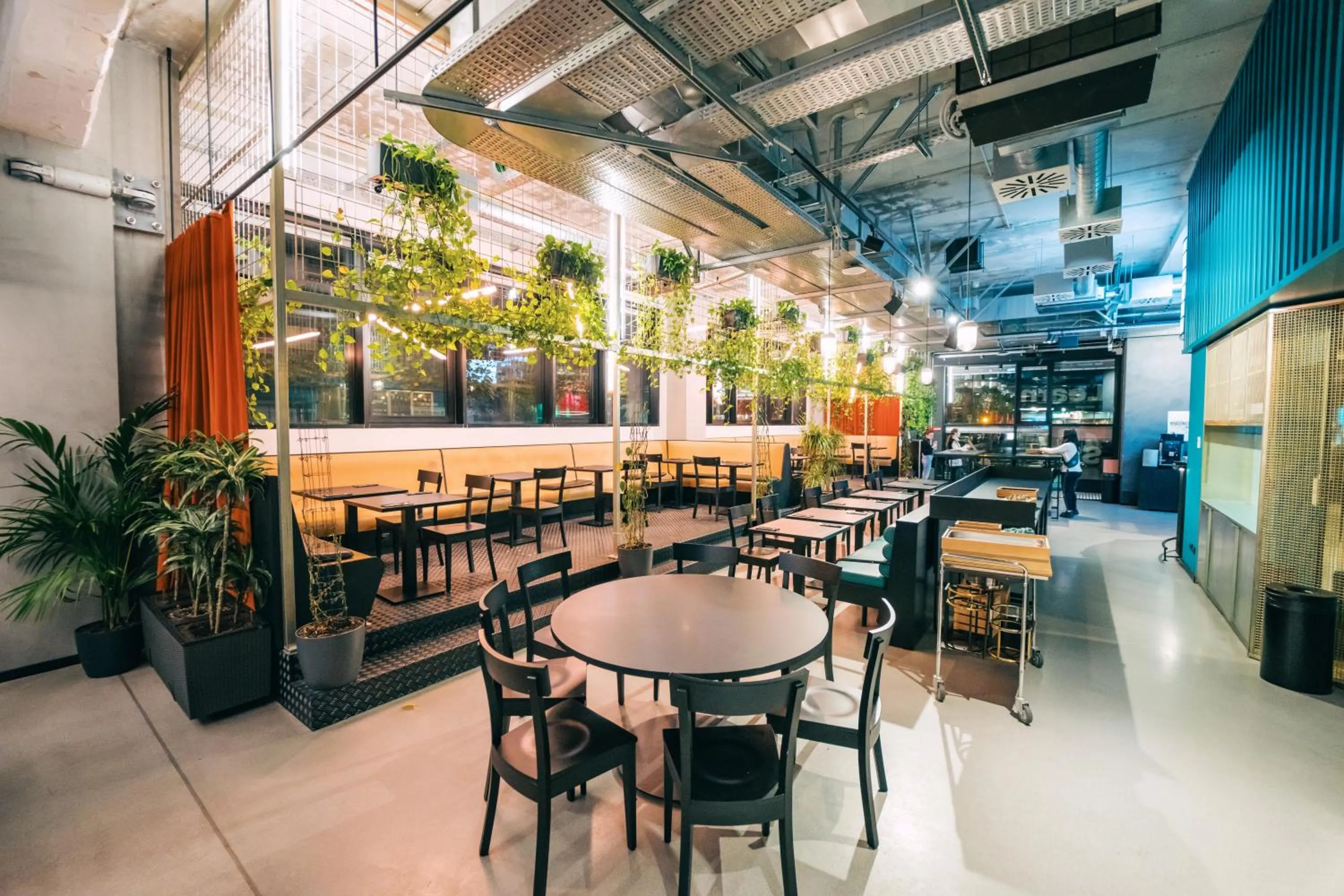 Restaurant/places to eat in The Social Hub Bologna