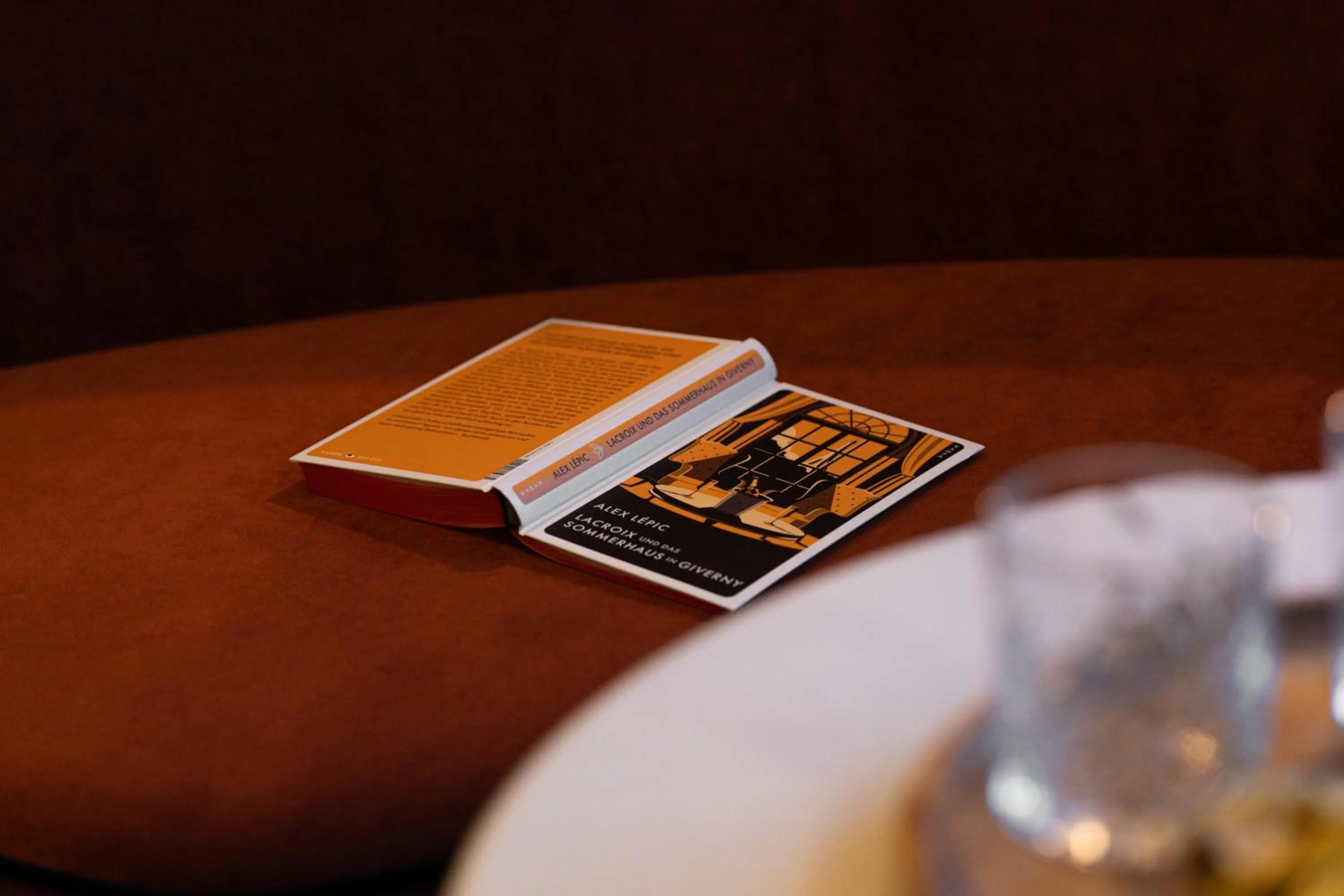 Drinks in becozy Self Check-in & Pop-up Hotel Sihlcity