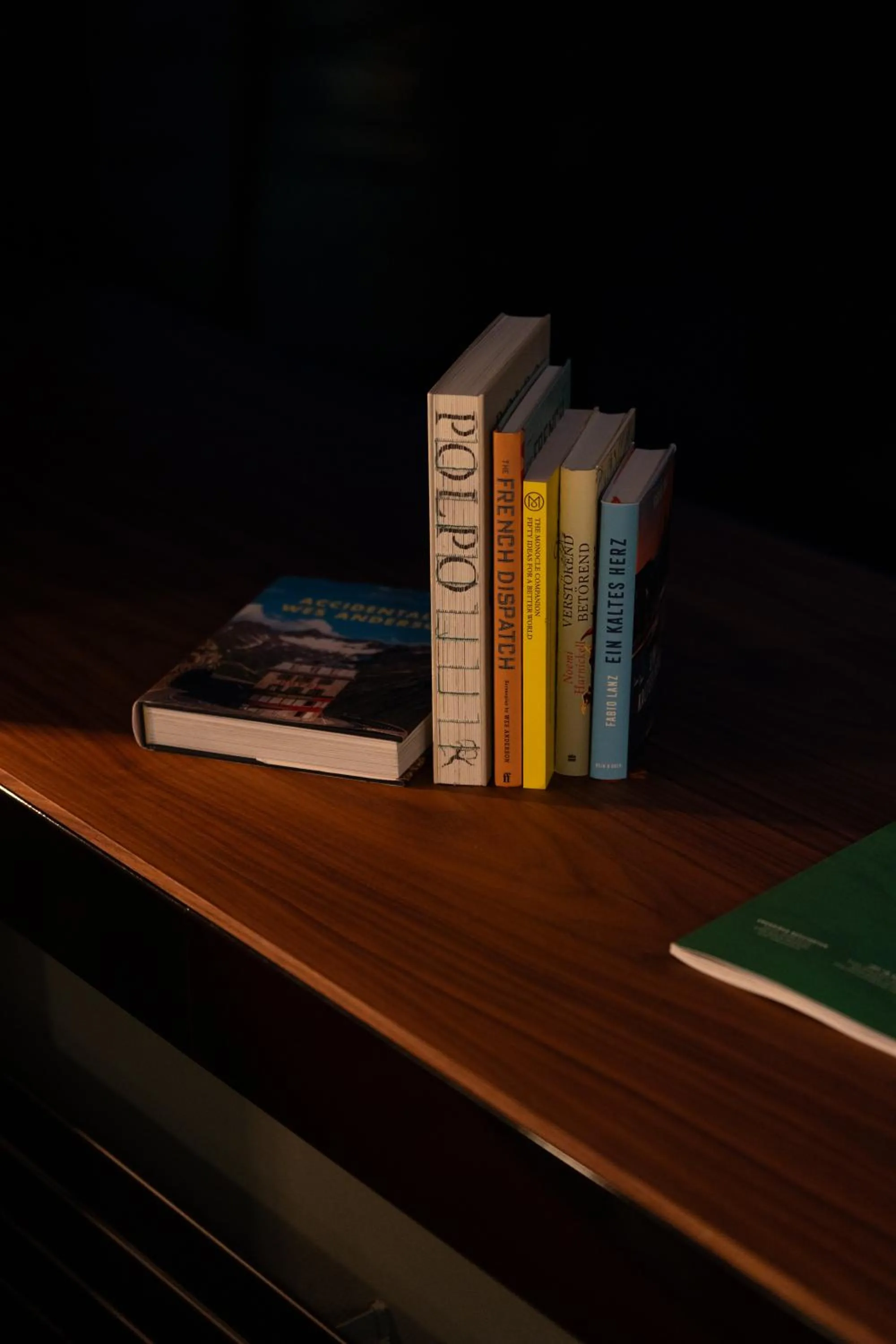 Library in becozy Self Check-in & Pop-up Hotel Sihlcity