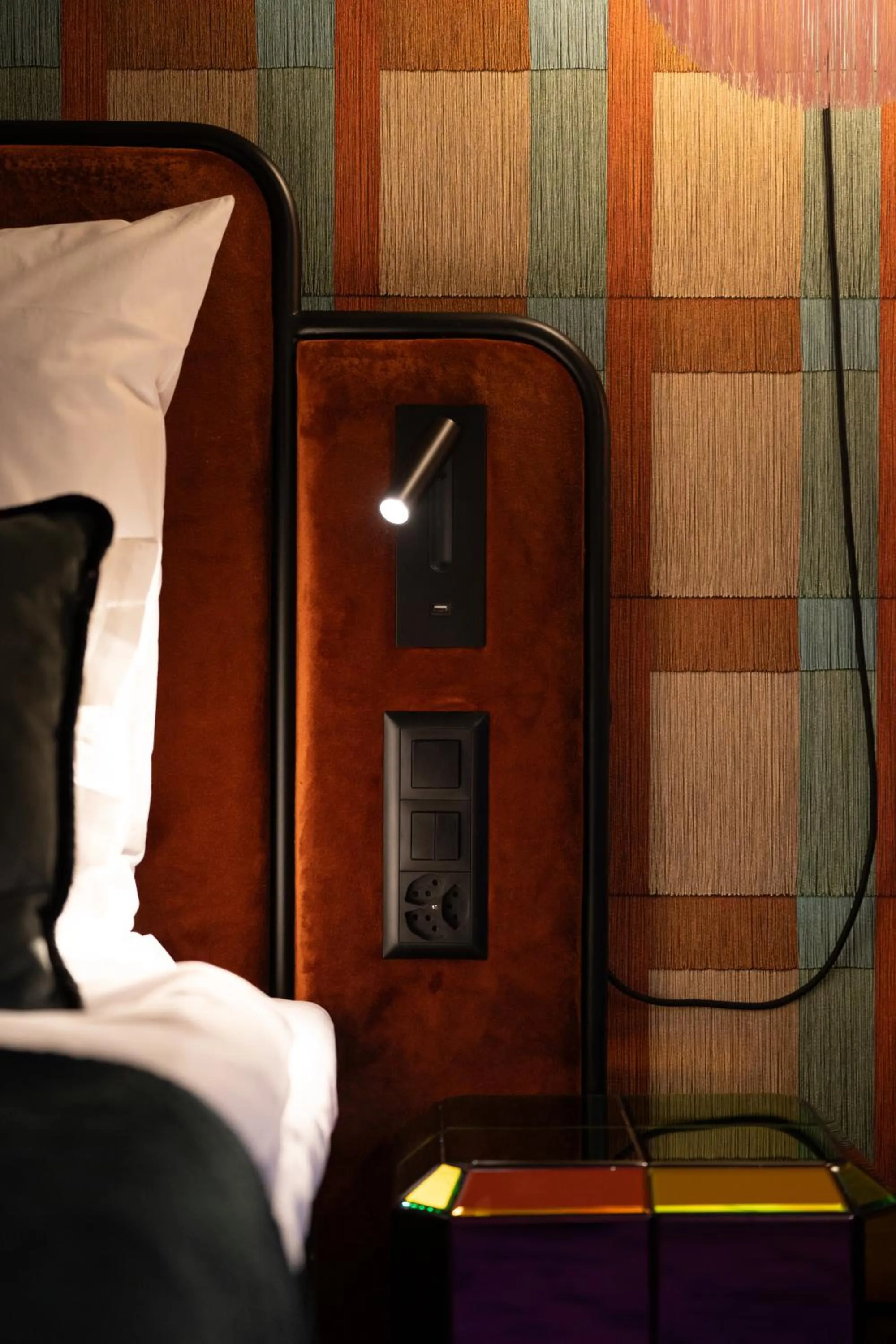 Bed in becozy Self Check-in & Pop-up Hotel Sihlcity