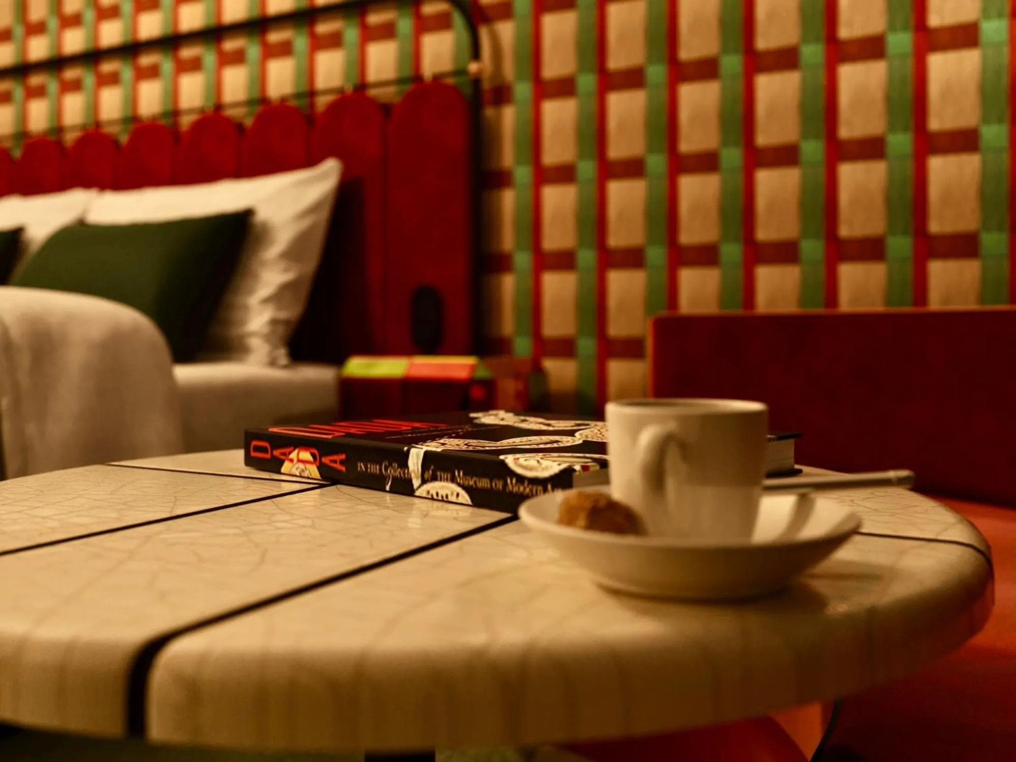 Bed in becozy Self Check-in & Pop-up Hotel Sihlcity