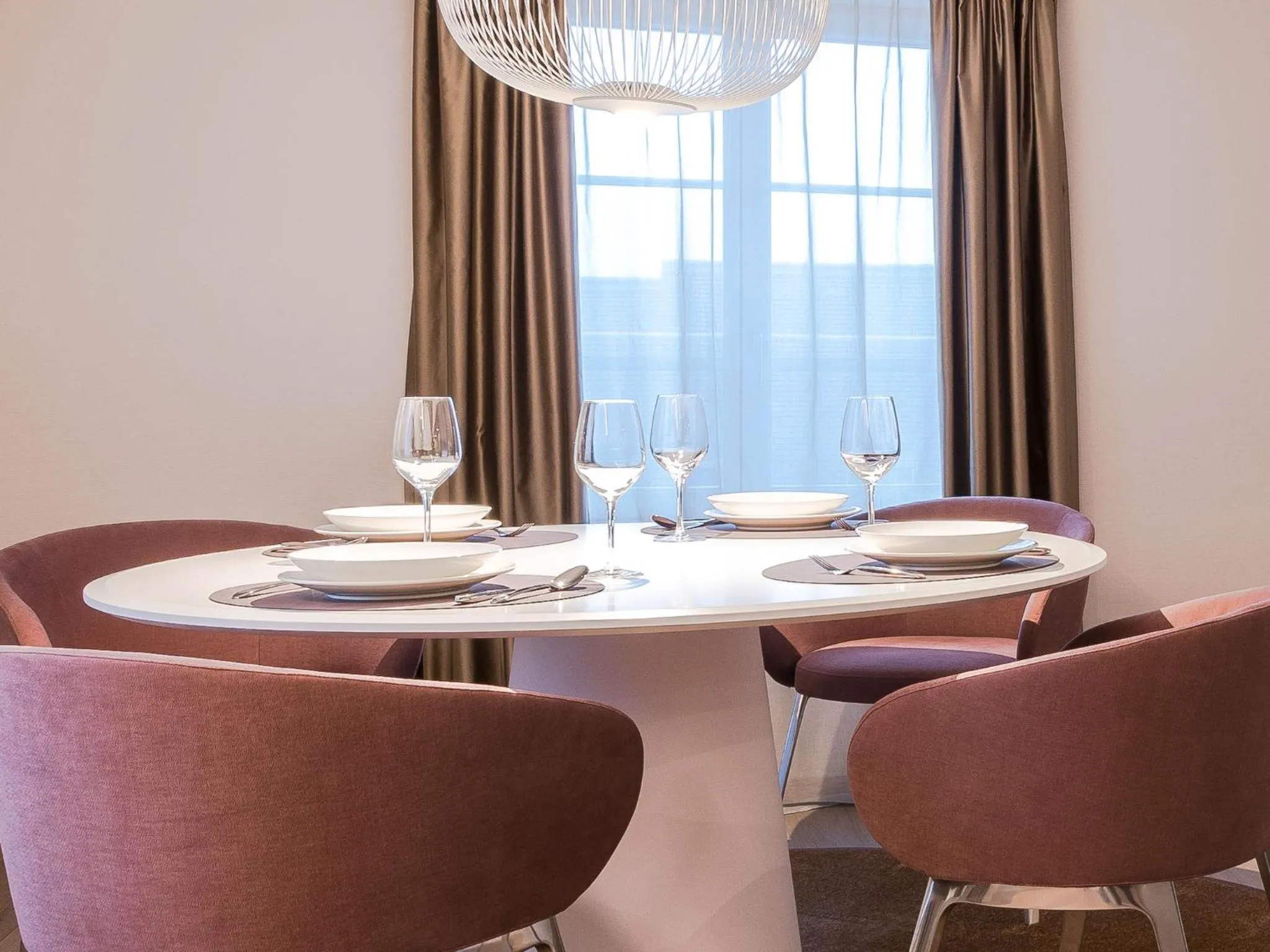 Dining area in Hotel Savoy
