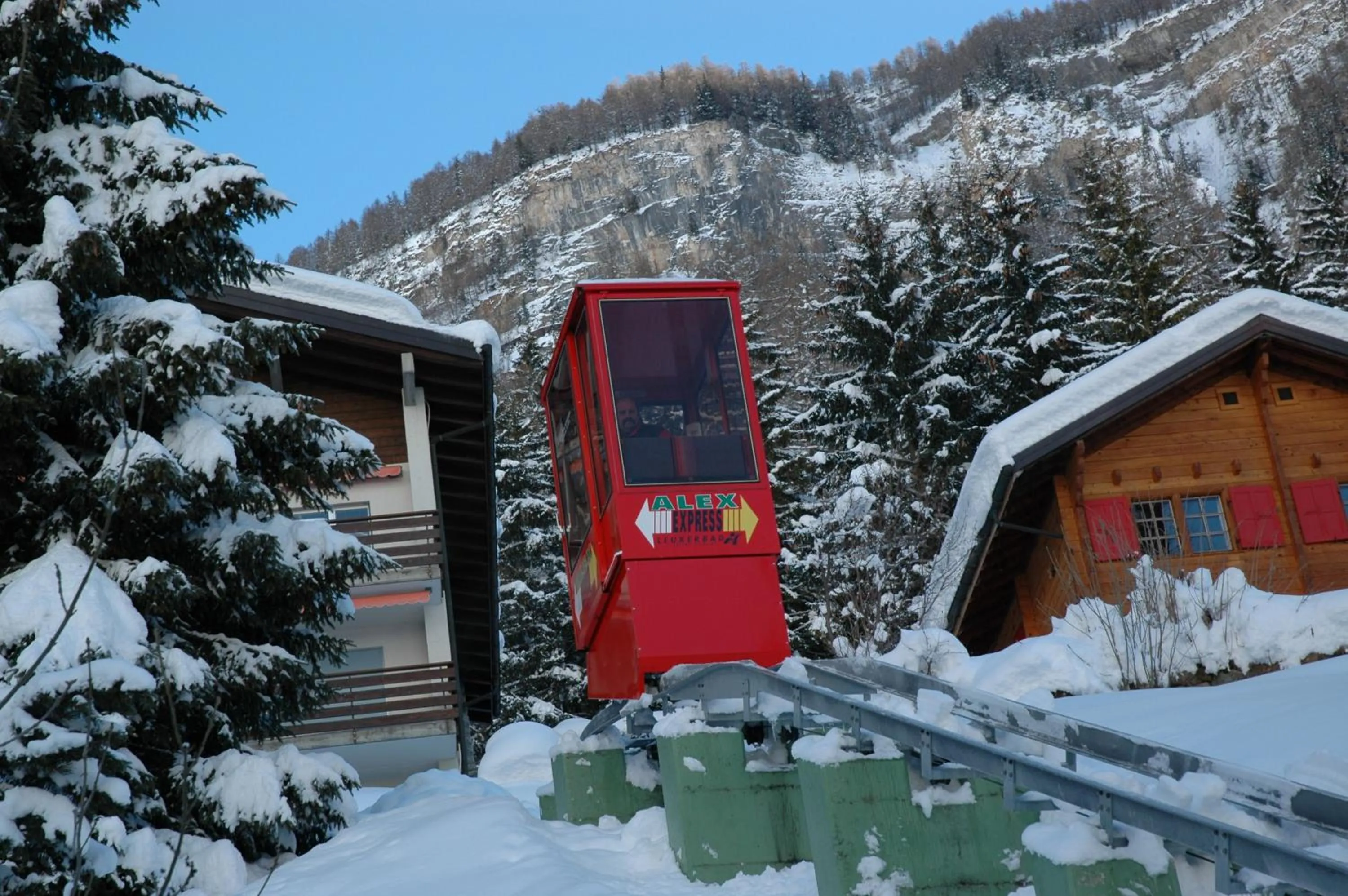 Facade/entrance in Hotel Alex
