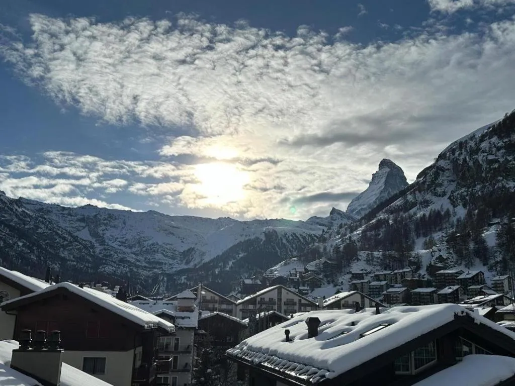 Le Mirabeau Resort & Spa