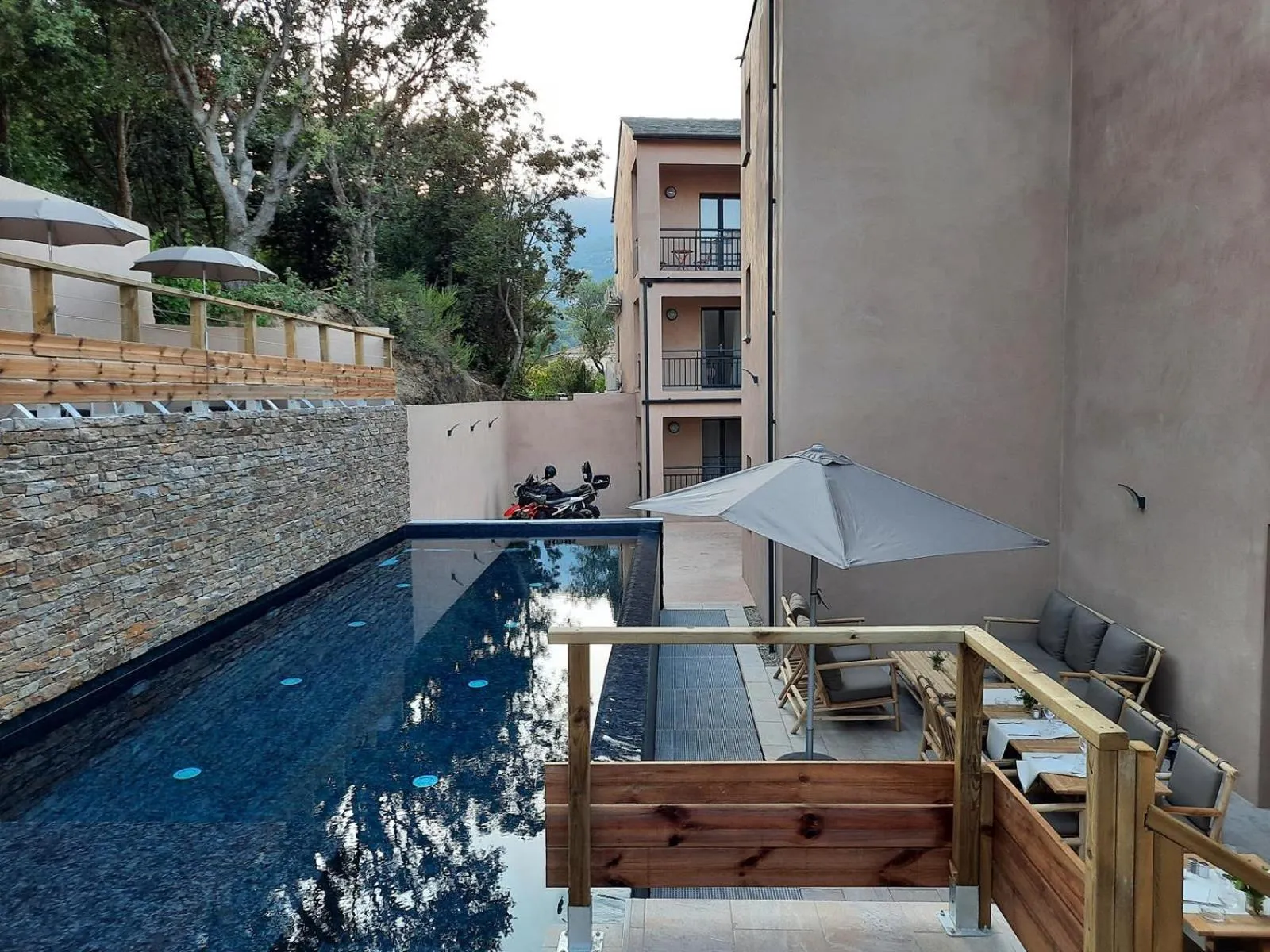 Swimming pool in Hôtel Casa Mea