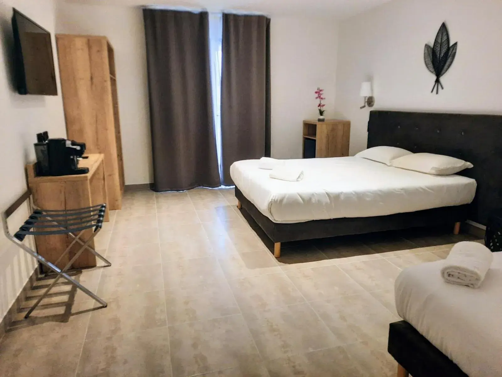 Triple Room - Disability Access in Hôtel Casa Mea Triple Room - Disability Access in Hôtel Casa Mea