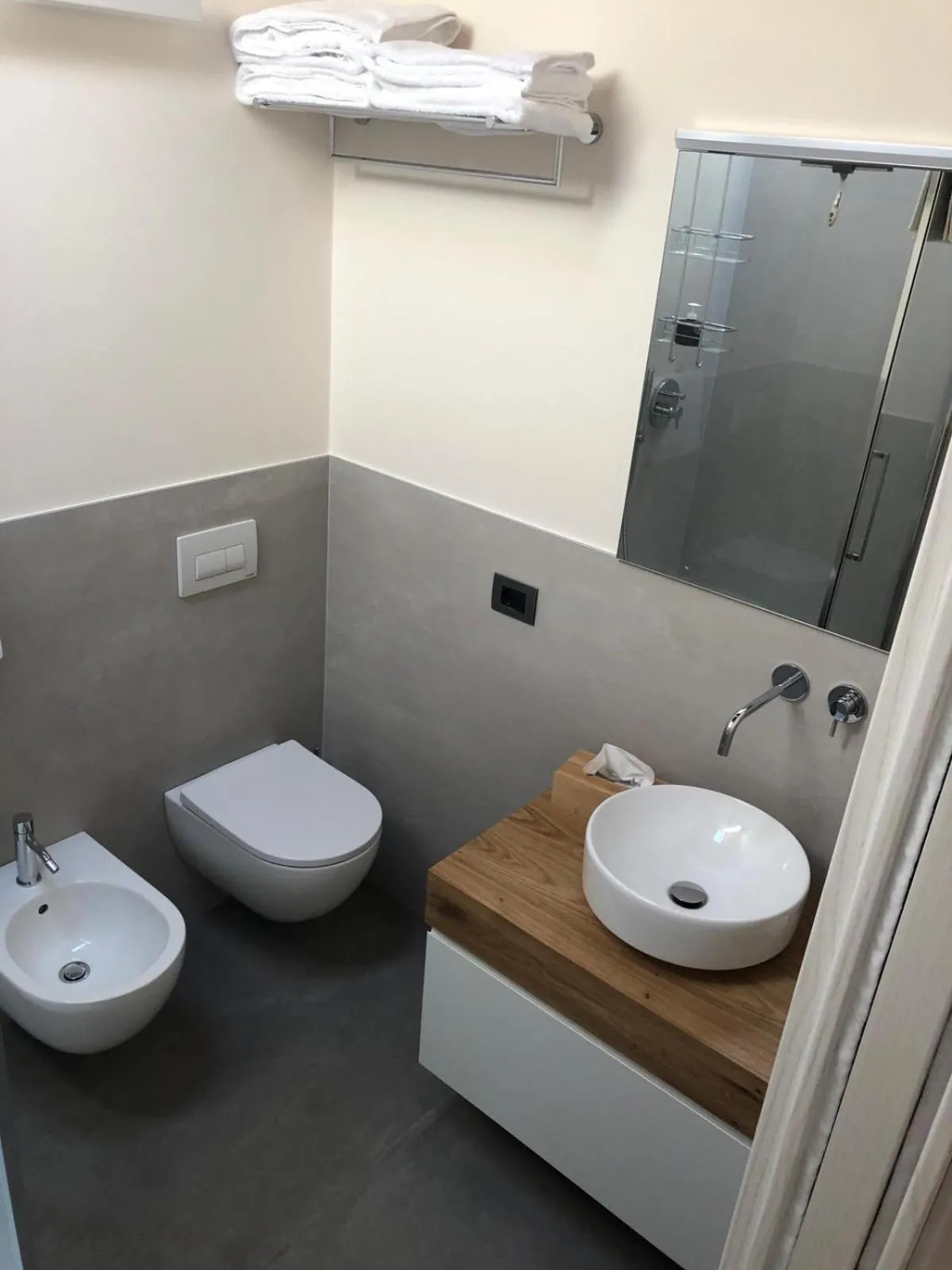 Bathroom in B&B Stella Alpina