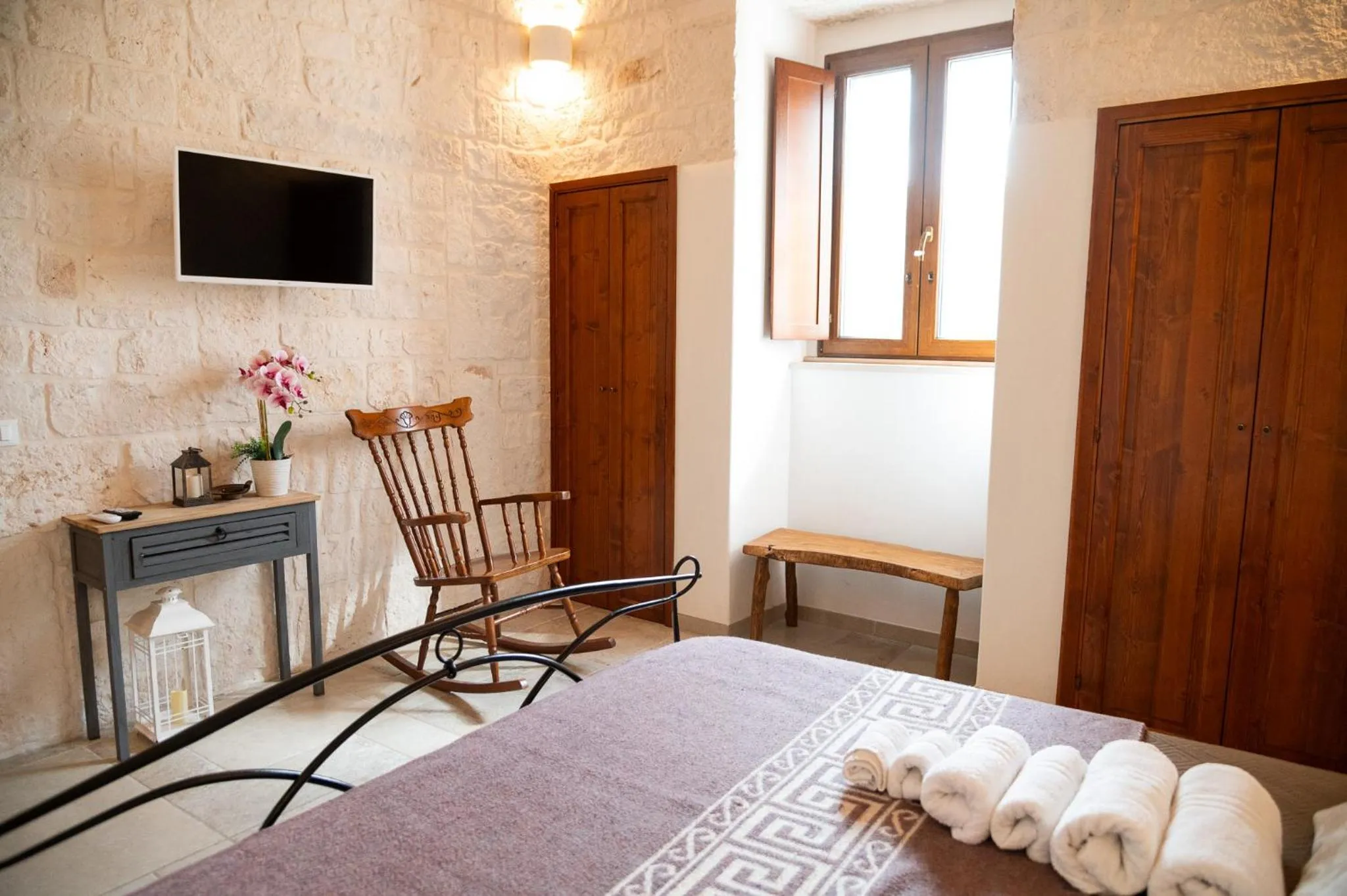 Bed in B&B Pietra Rosa