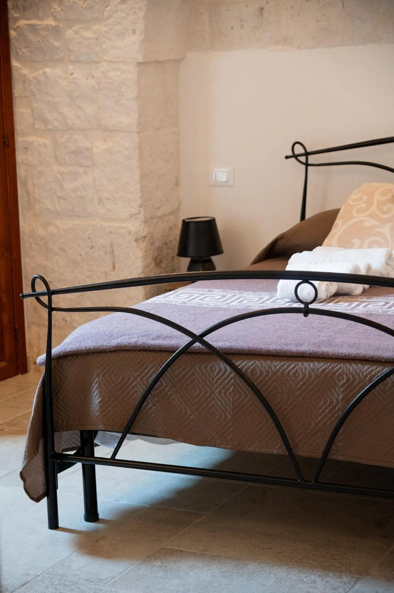 Bed in B&B Pietra Rosa