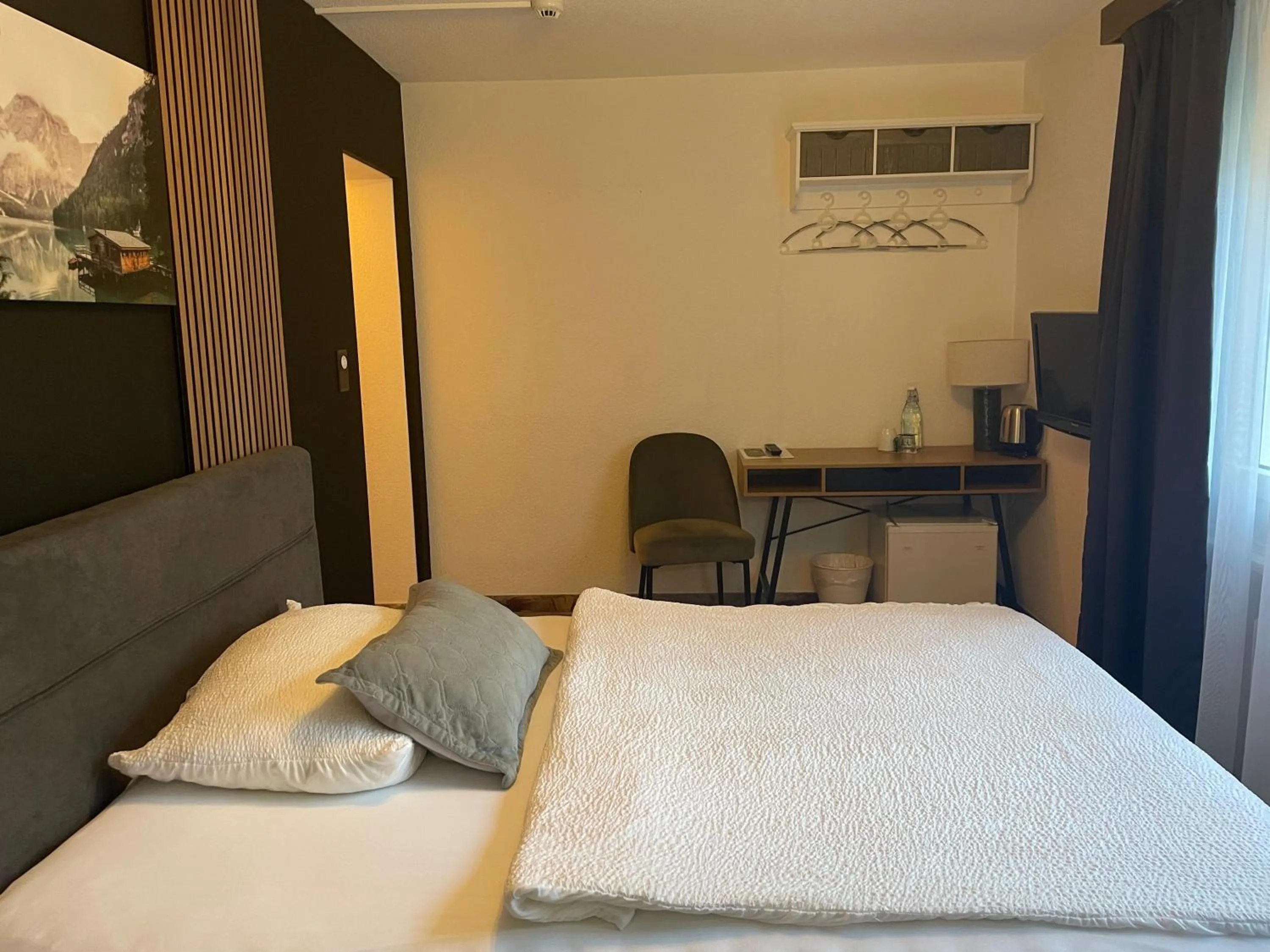 Bed in Hotel Europe Brig