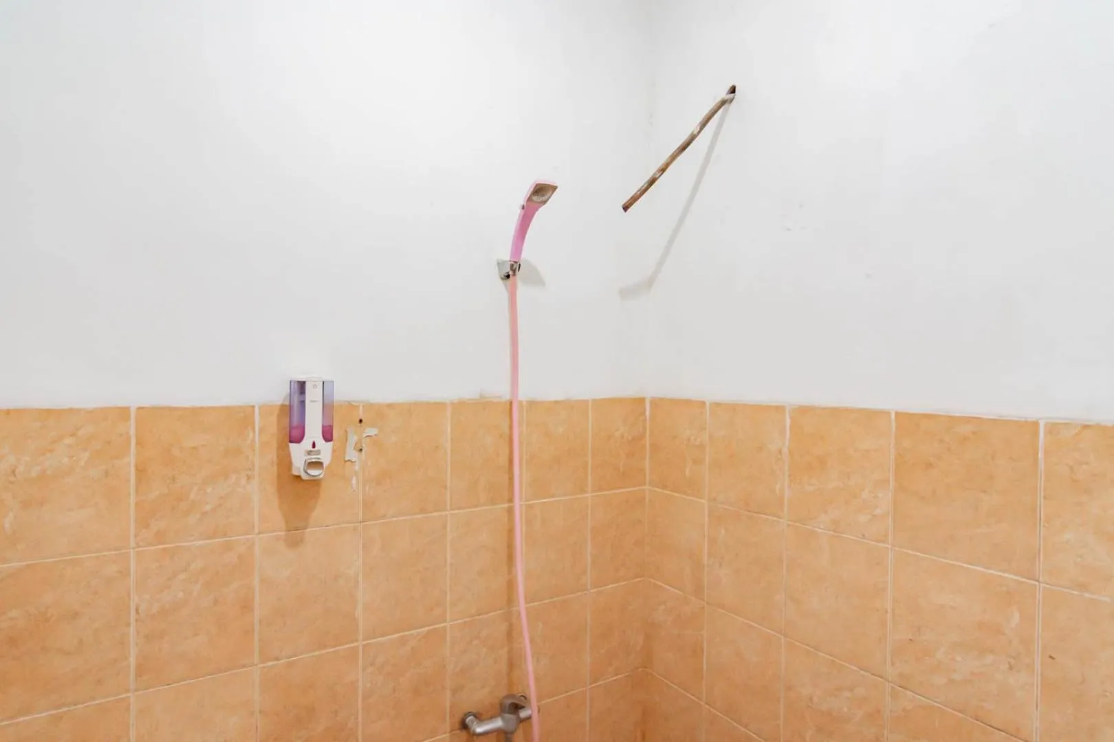 RedDoorz near Pasar Klandasan Balikpapan