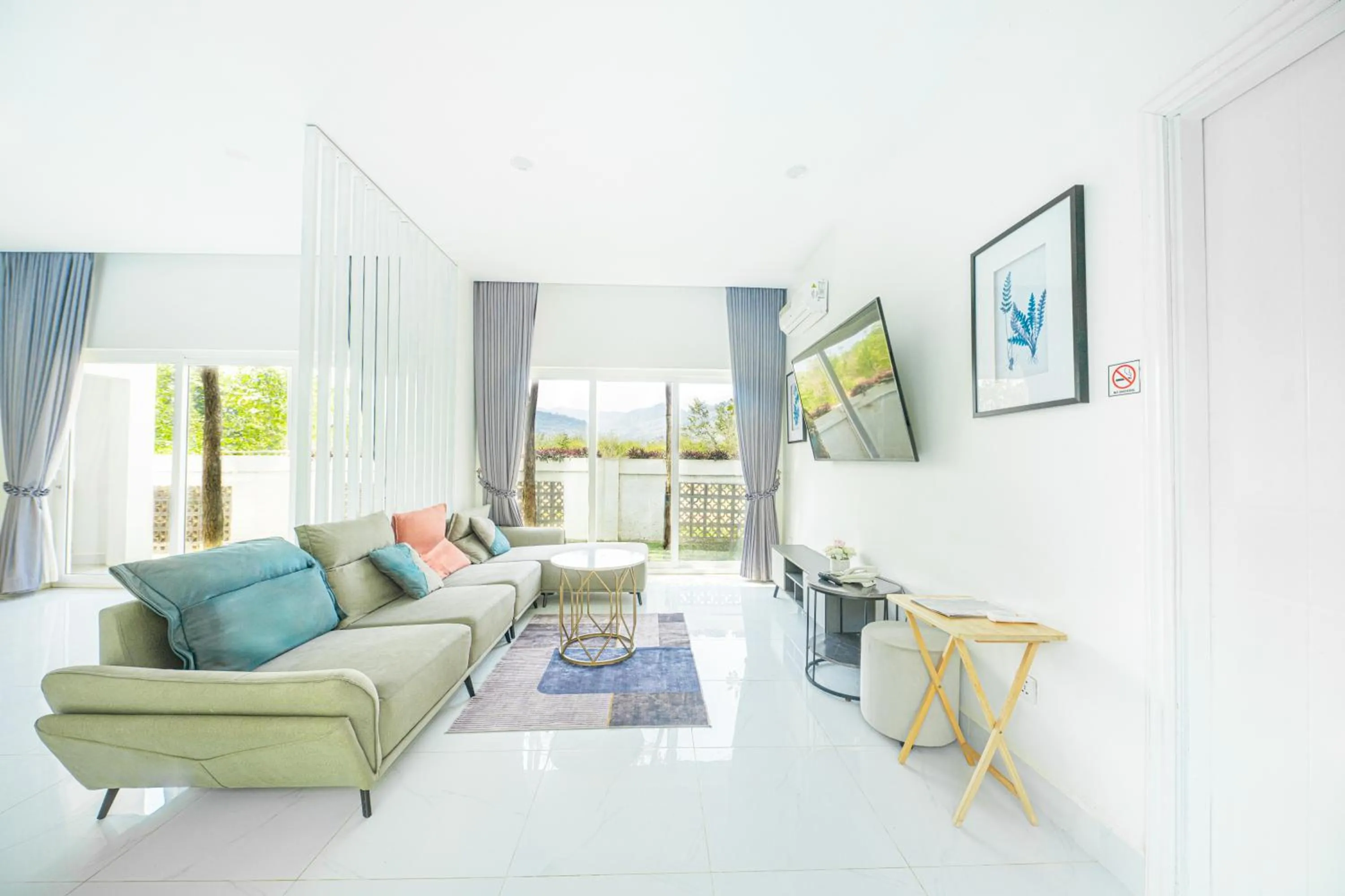 TV and multimedia in Raing Phnom Bungalow