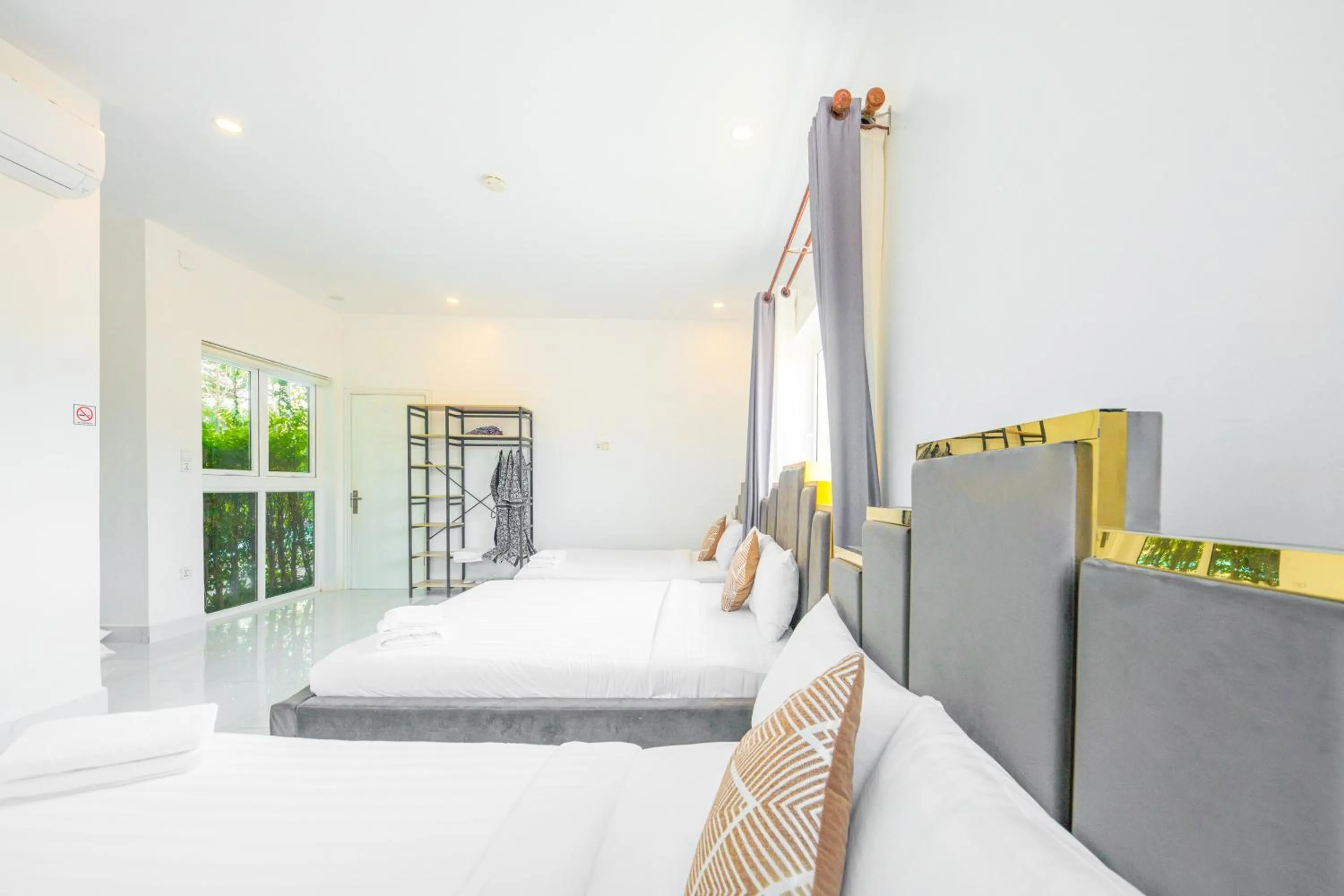 Bed in Raing Phnom Bungalow