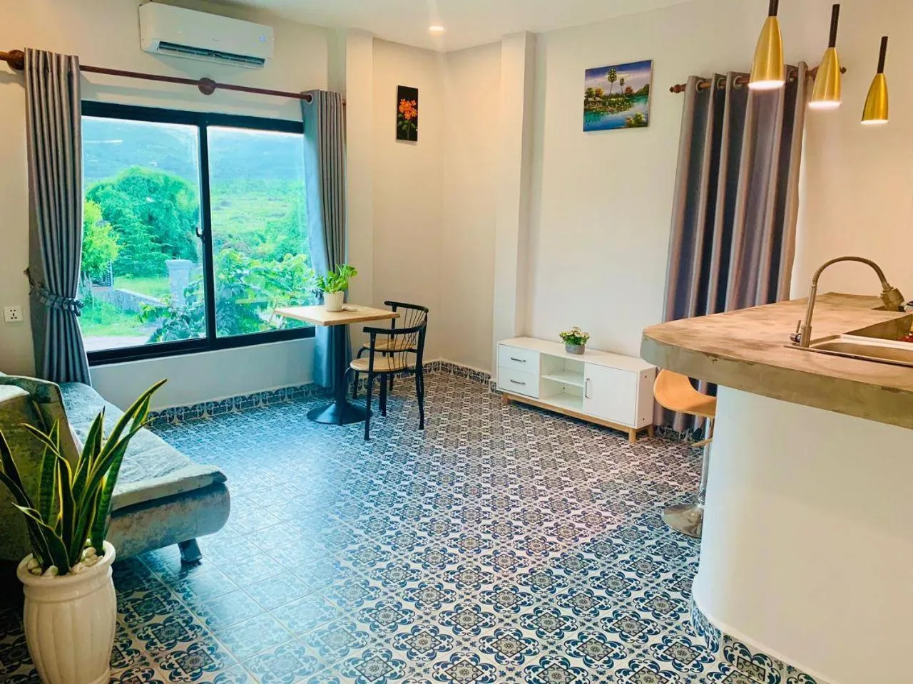 Living room in Raing Phnom Bungalow