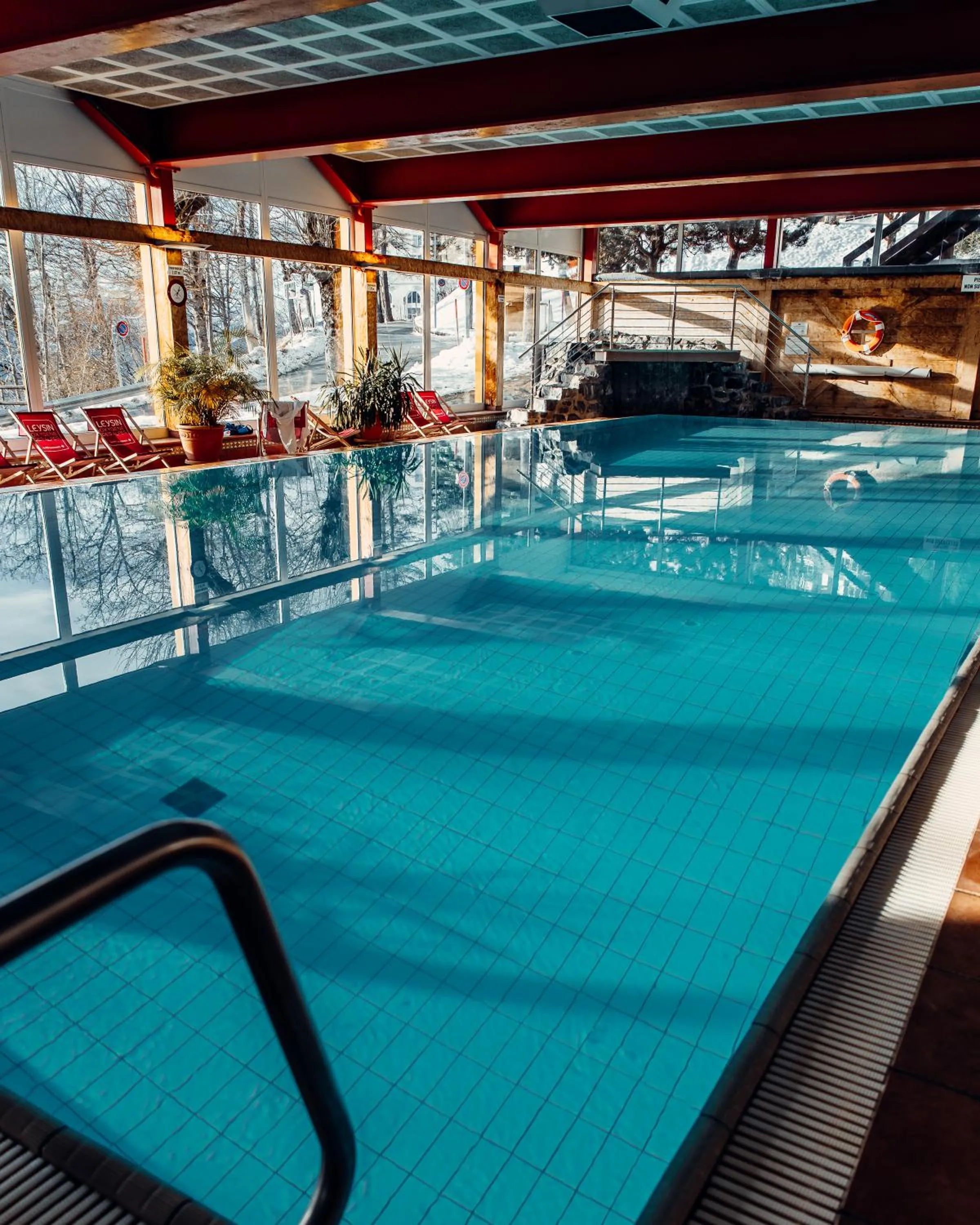 Pool view in Hotel Central Résidence