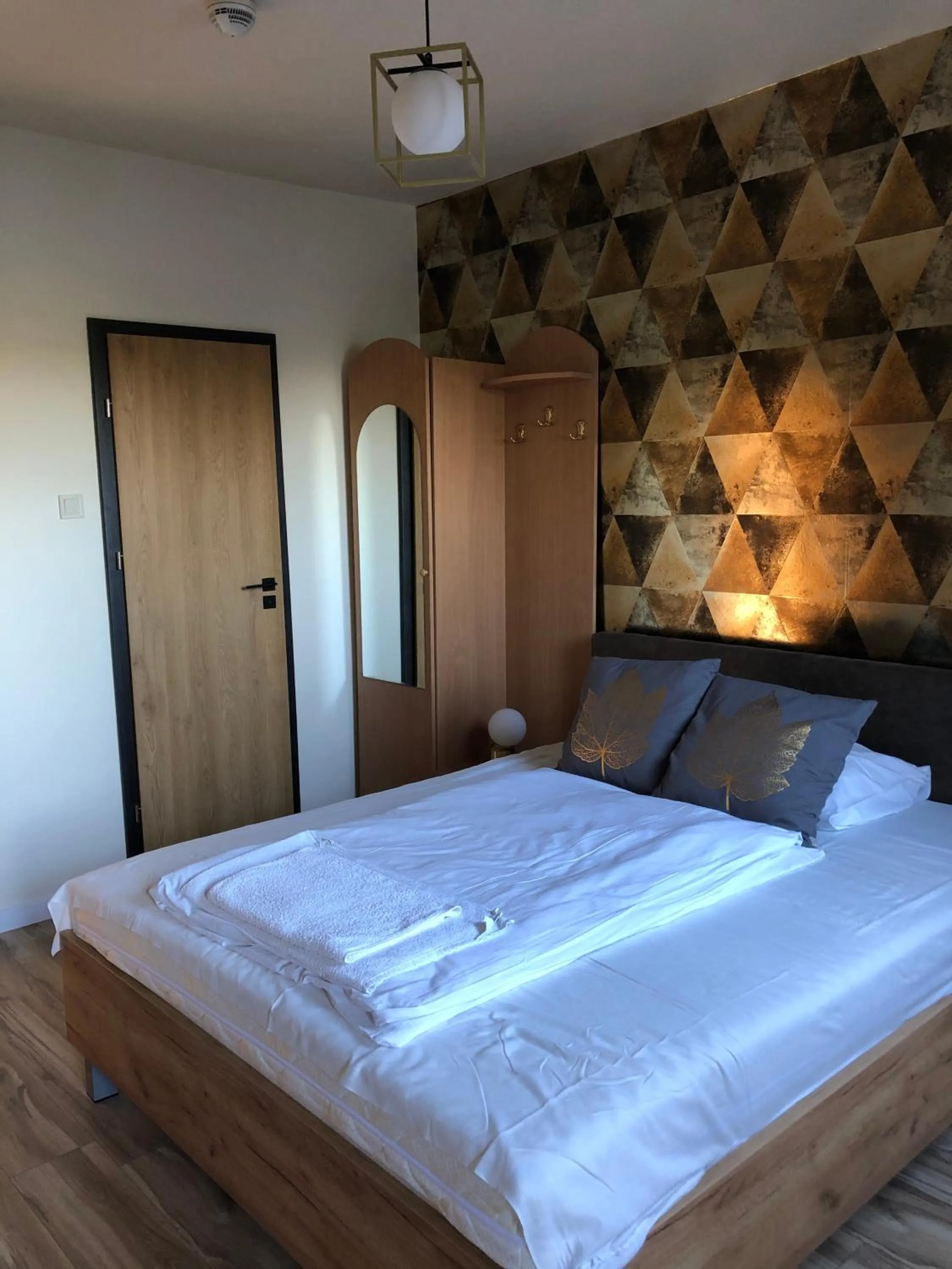 Bed in Székely Fogadó Self Check In Hotel Guesthouse