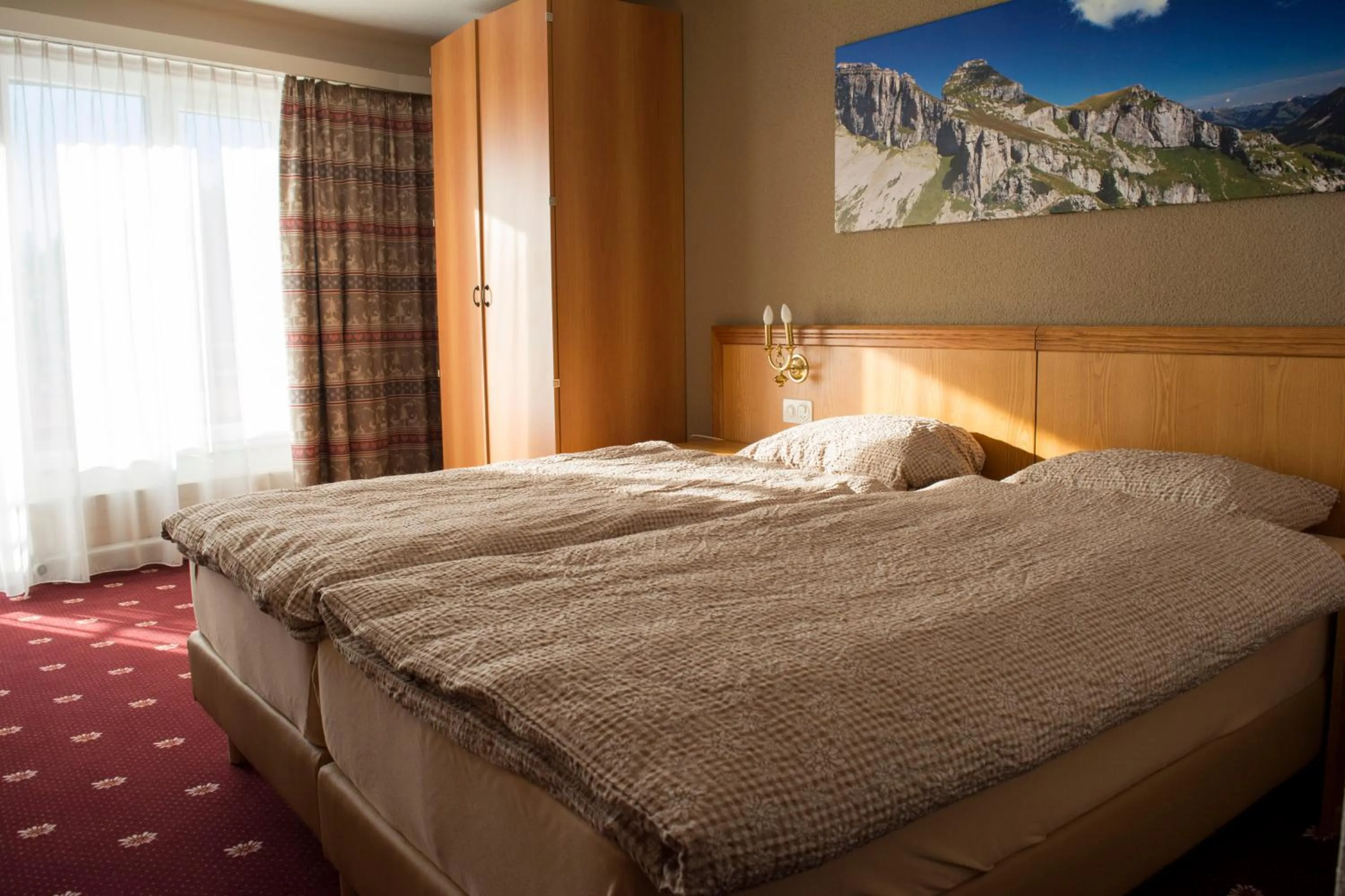 Bedroom, Bed in Alpine Classic Hotel