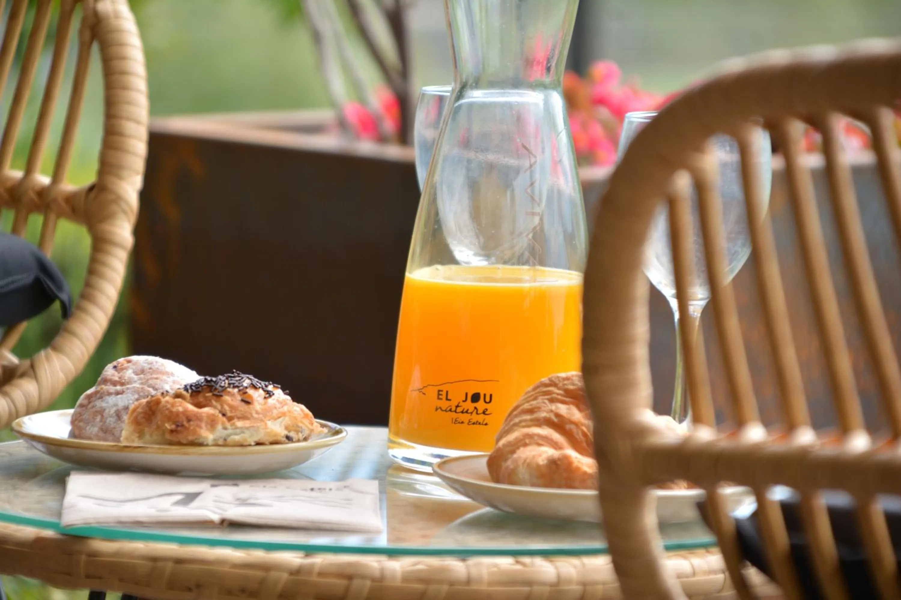 Breakfast in El Jou Nature