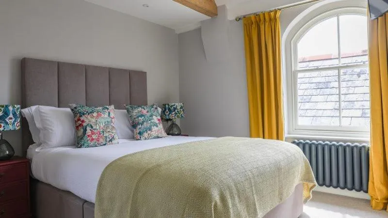 Bed in The Bear Hotel