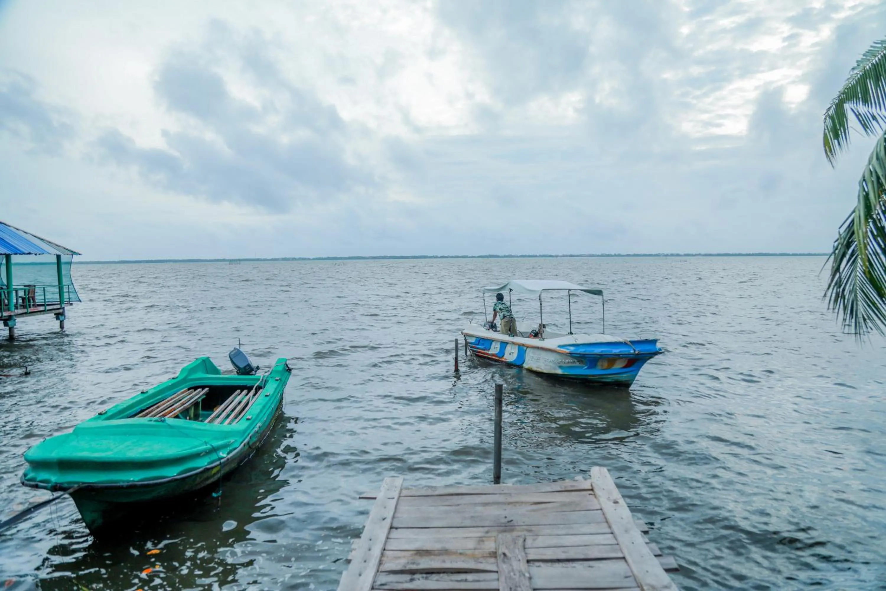 Property building in Araliya Lagoon Park Resort