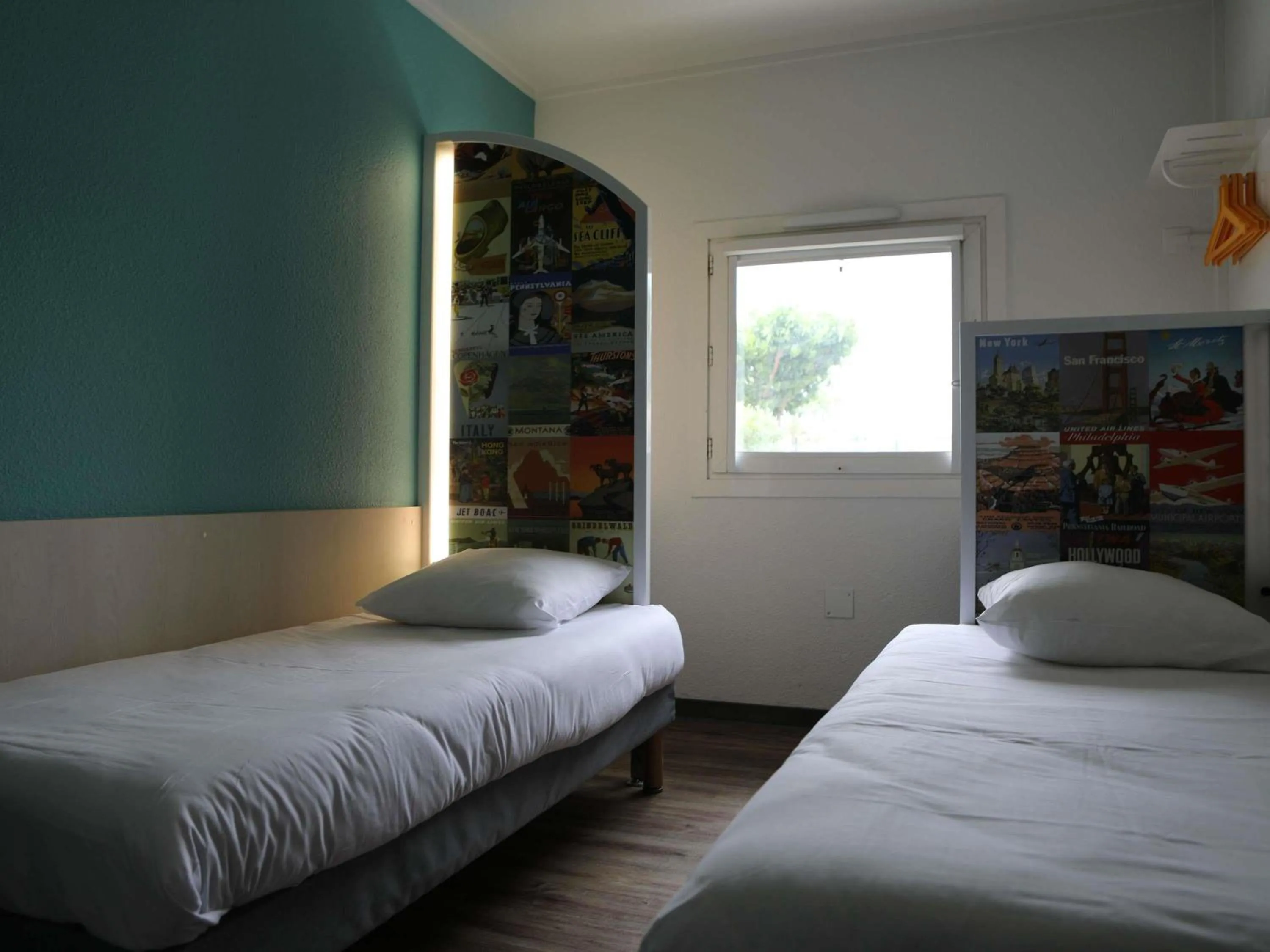 Bedroom, Bed in hotelF1 Orange Centre Echangeur A7 A9