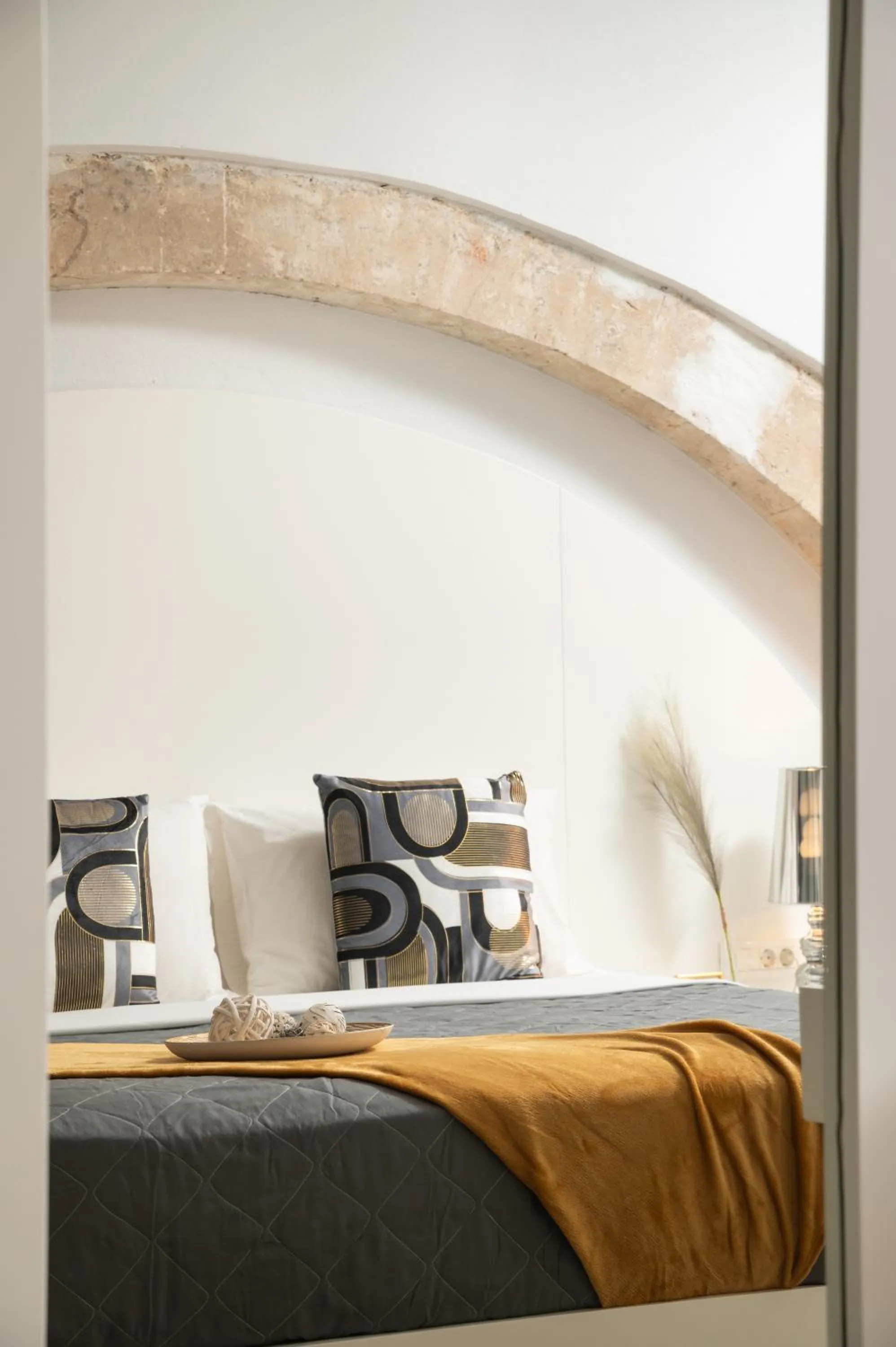 Bed in Elia Portou Luxury Residence