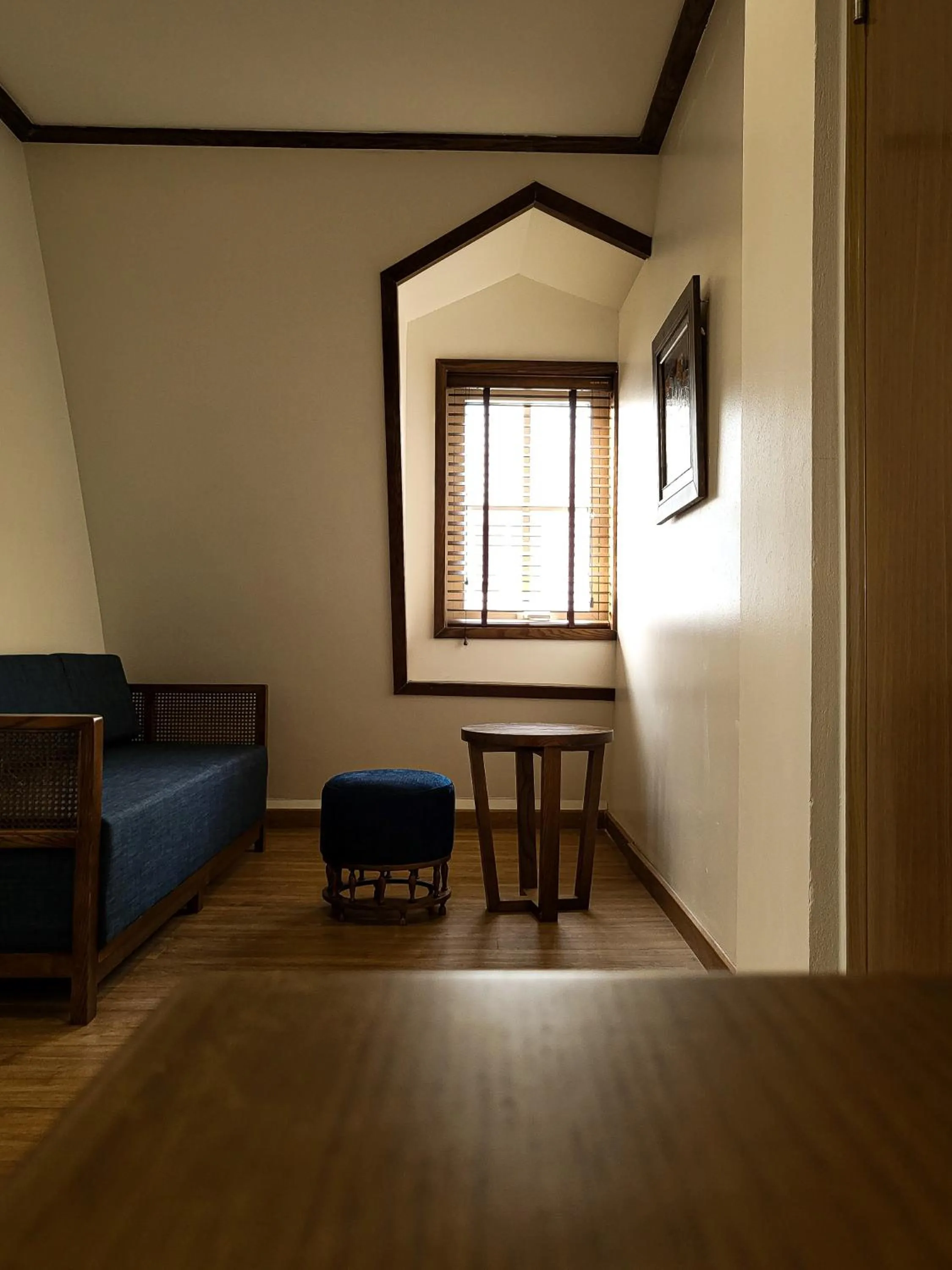 hair dresser in Lavian Hotel