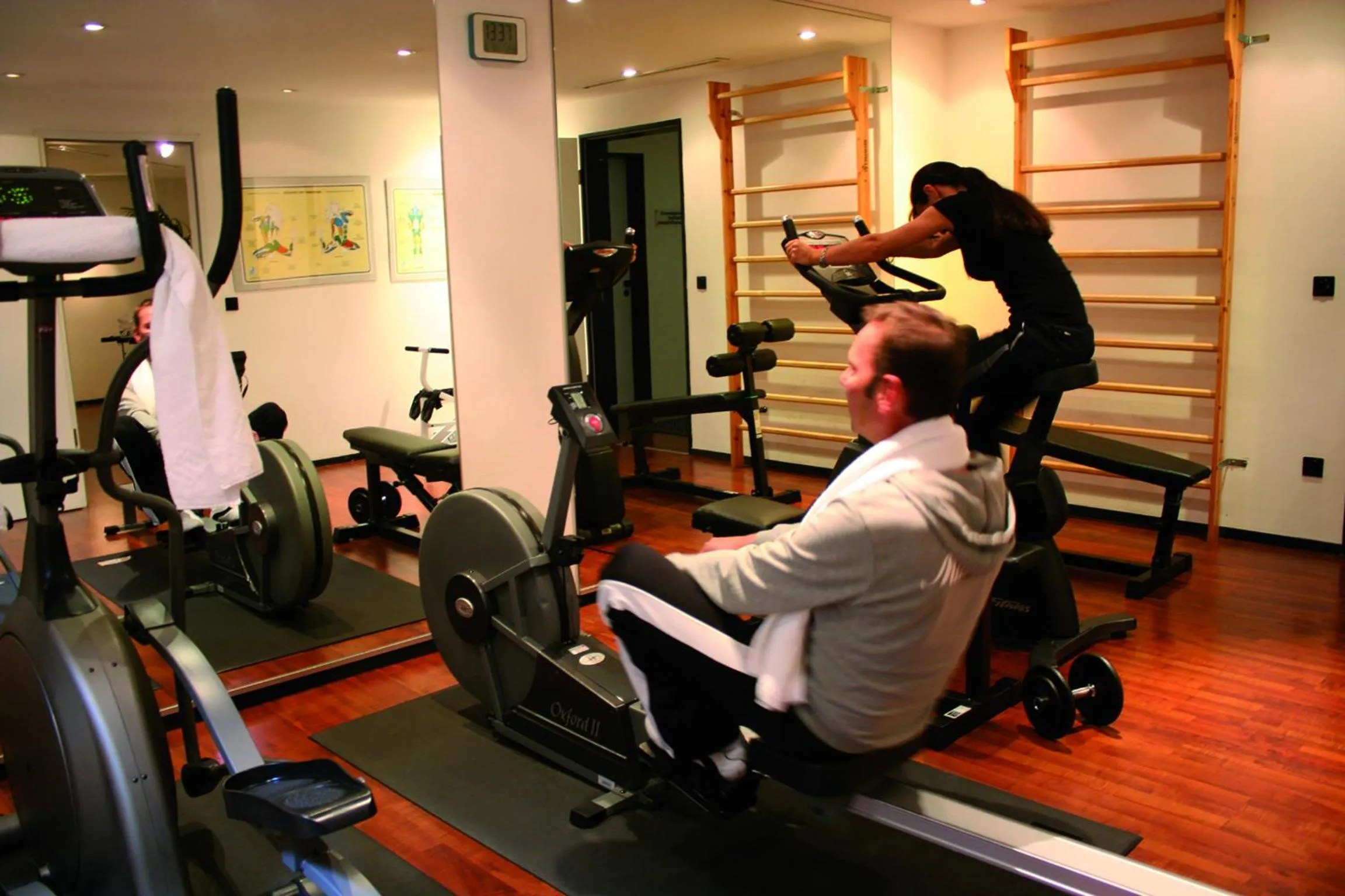 Fitness centre/facilities in Ara Hotel Comfort