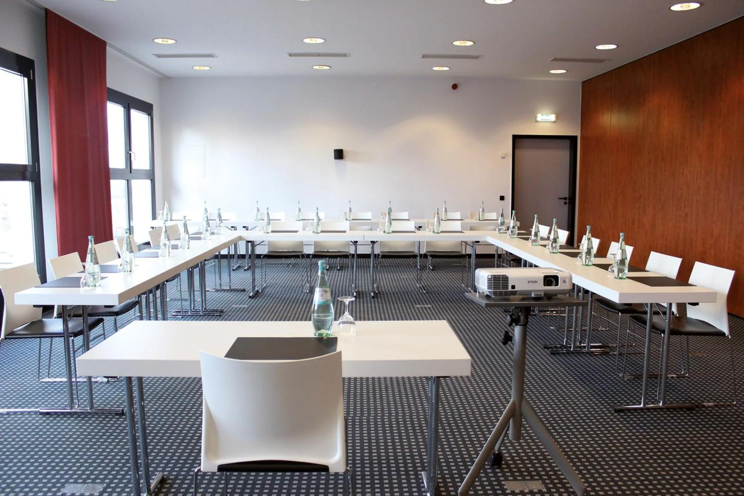 Meeting/conference room in Ara Hotel Comfort