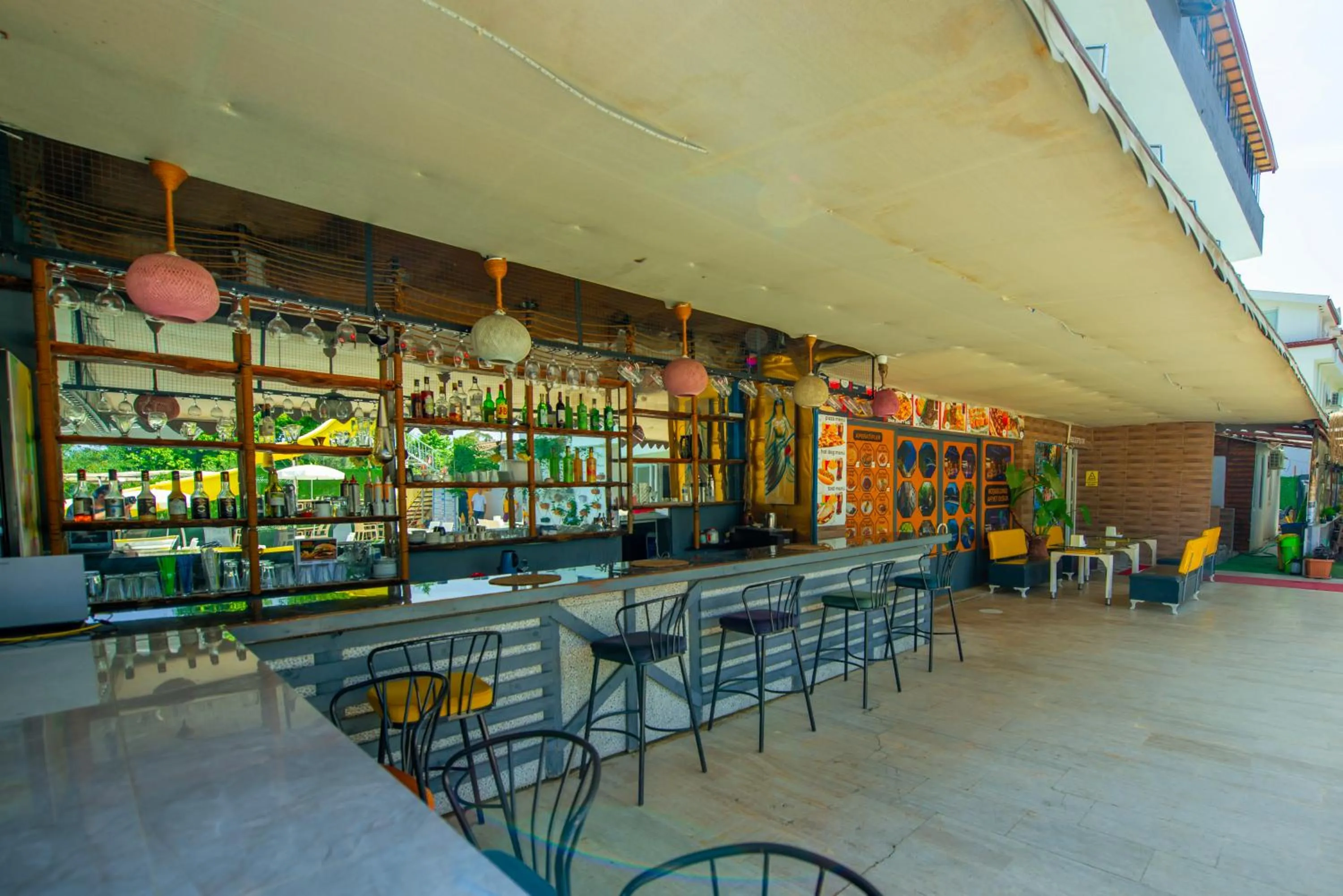 Restaurant/places to eat in Aliş Hotel Fethiye