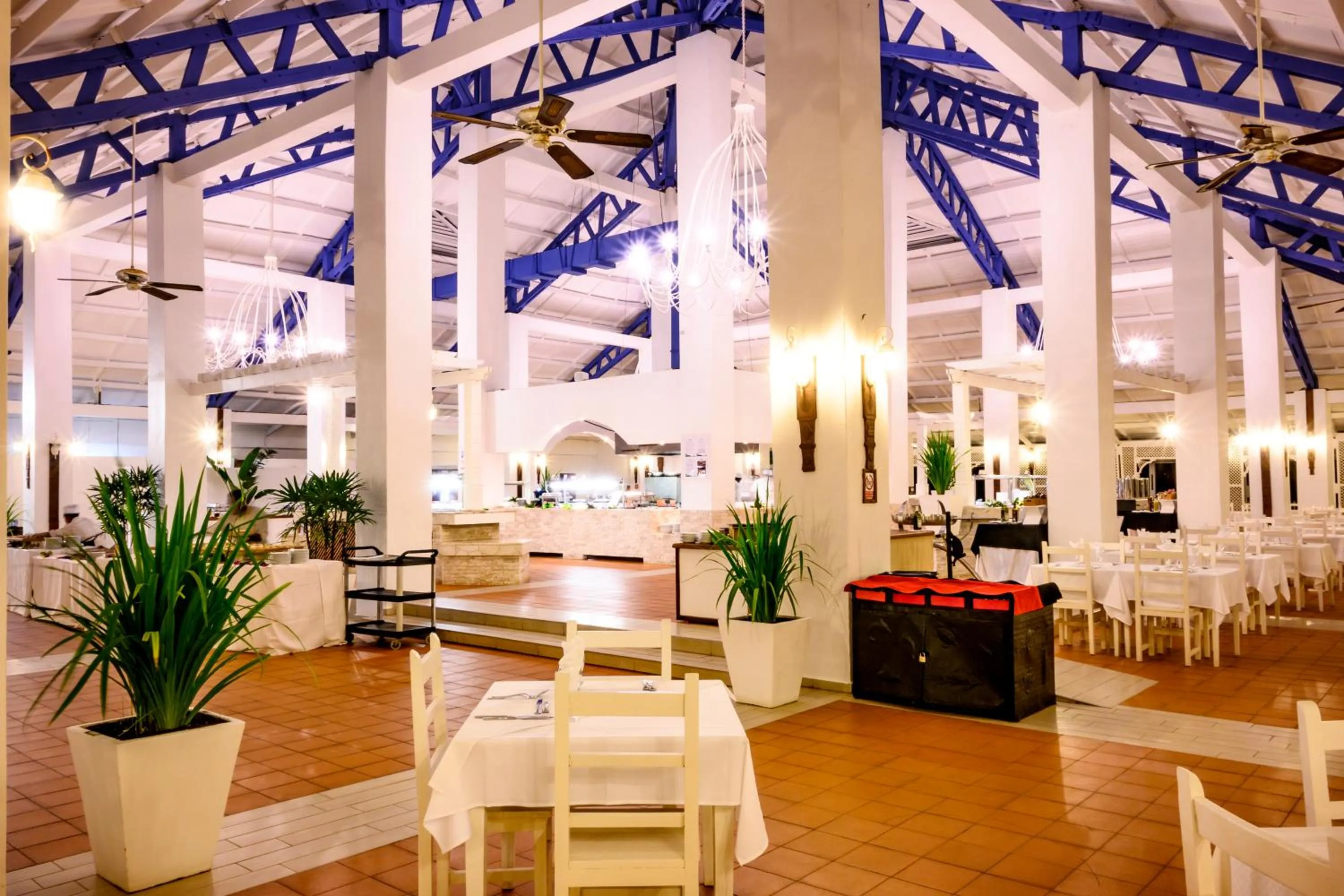 Restaurant/places to eat in VOI Andilana Beach Resort