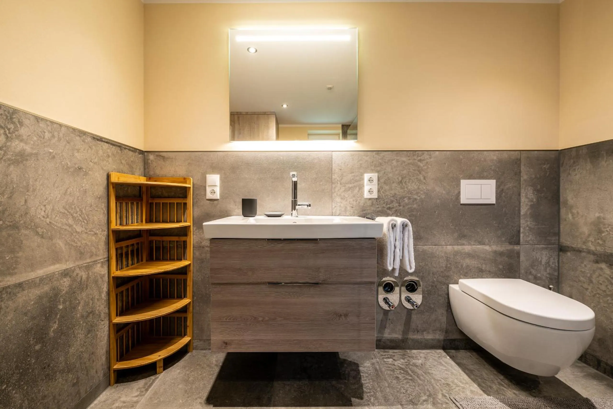 Toilet in Apart Hotel Lang