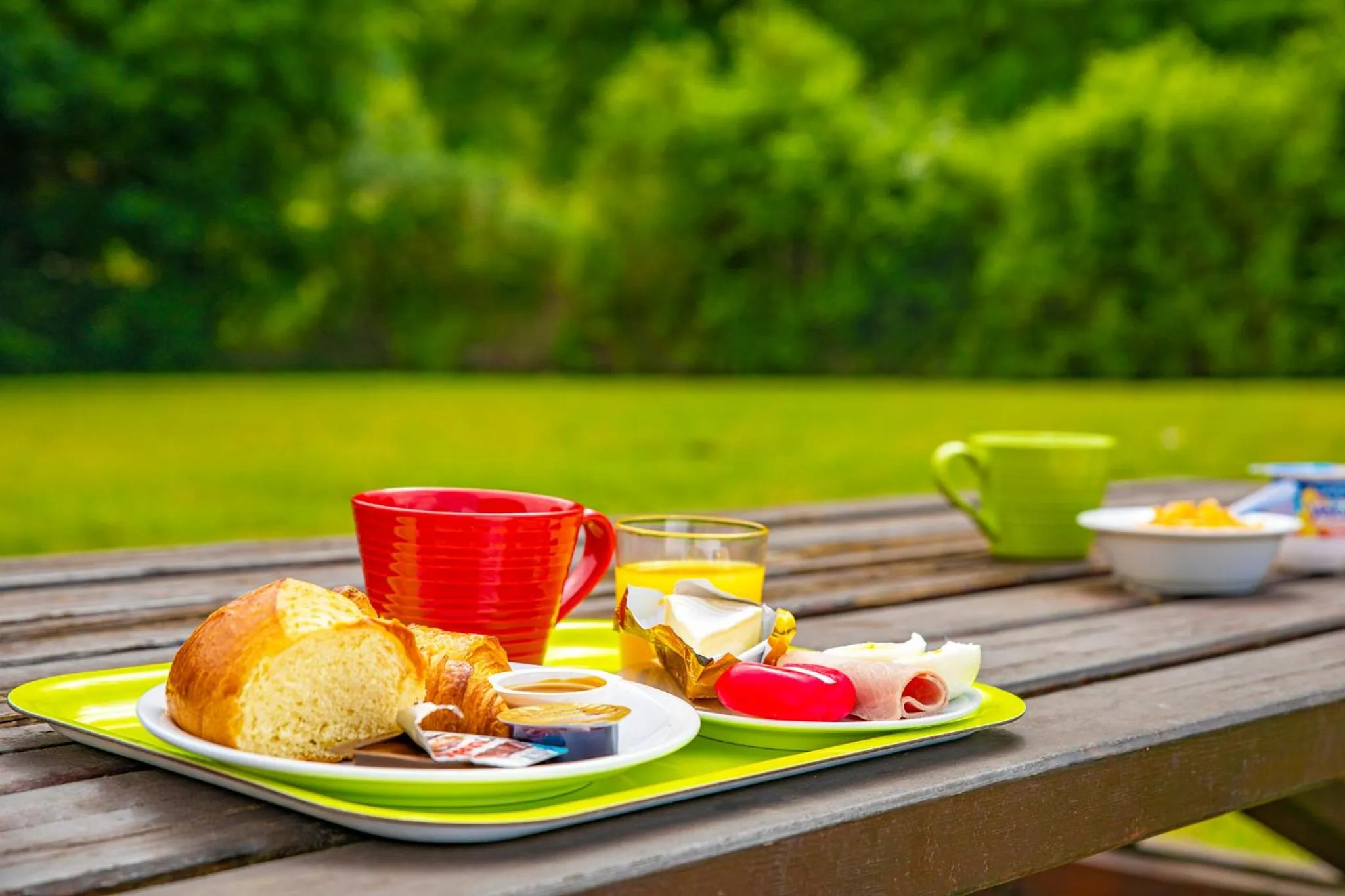 Continental breakfast in ibis budget Grenoble Voreppe