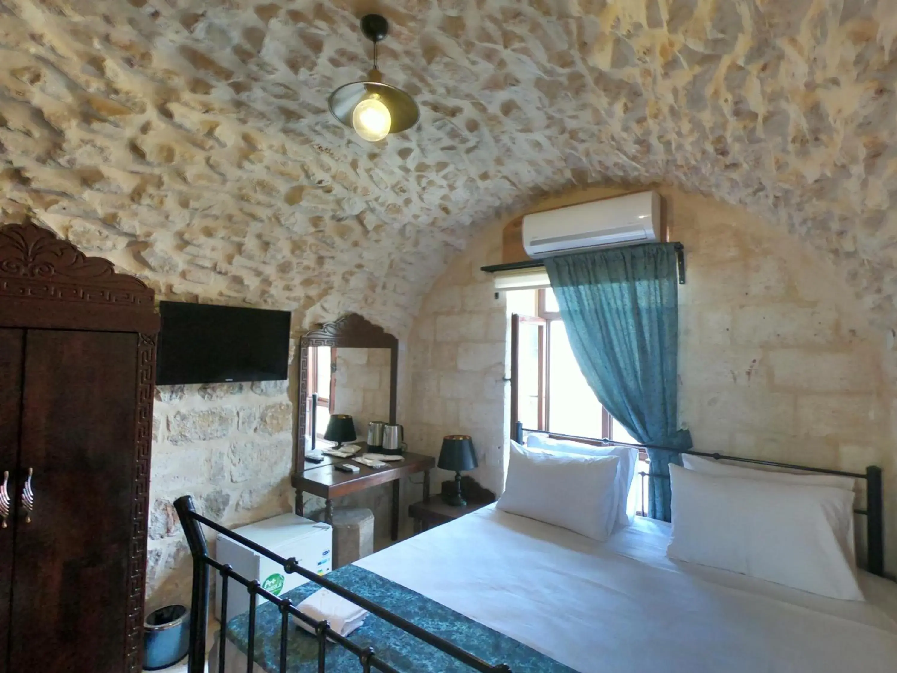 Large Double Room in AĞAOĞLU HAN OTEL Large Double Room in AĞAOĞLU HAN OTEL