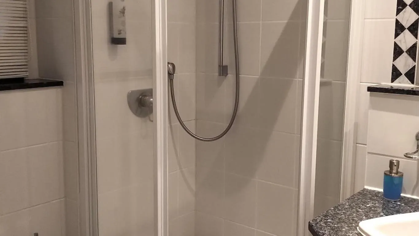 Tandreas Hotel & Restaurant