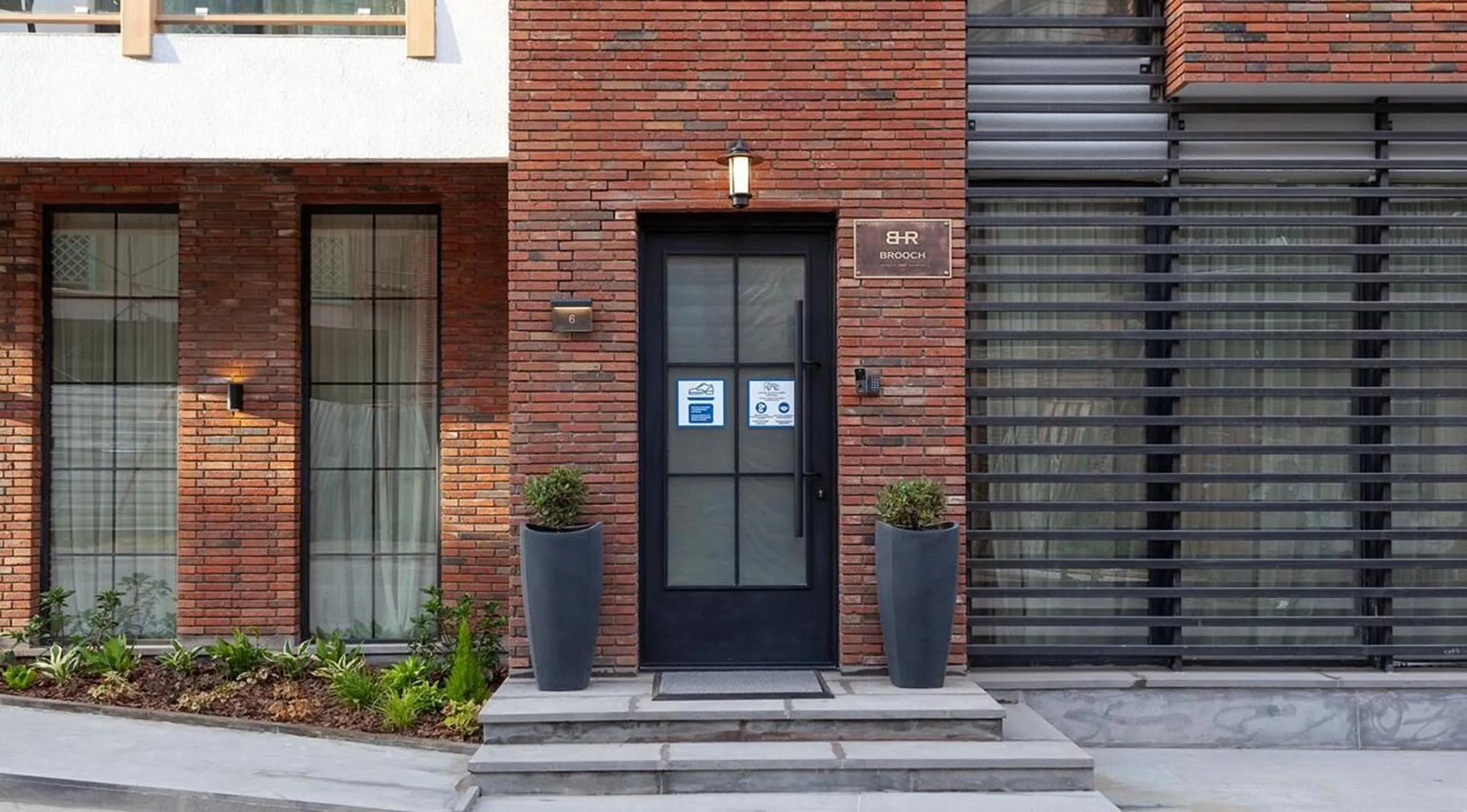 Property building in Brooch Boutique Hotel